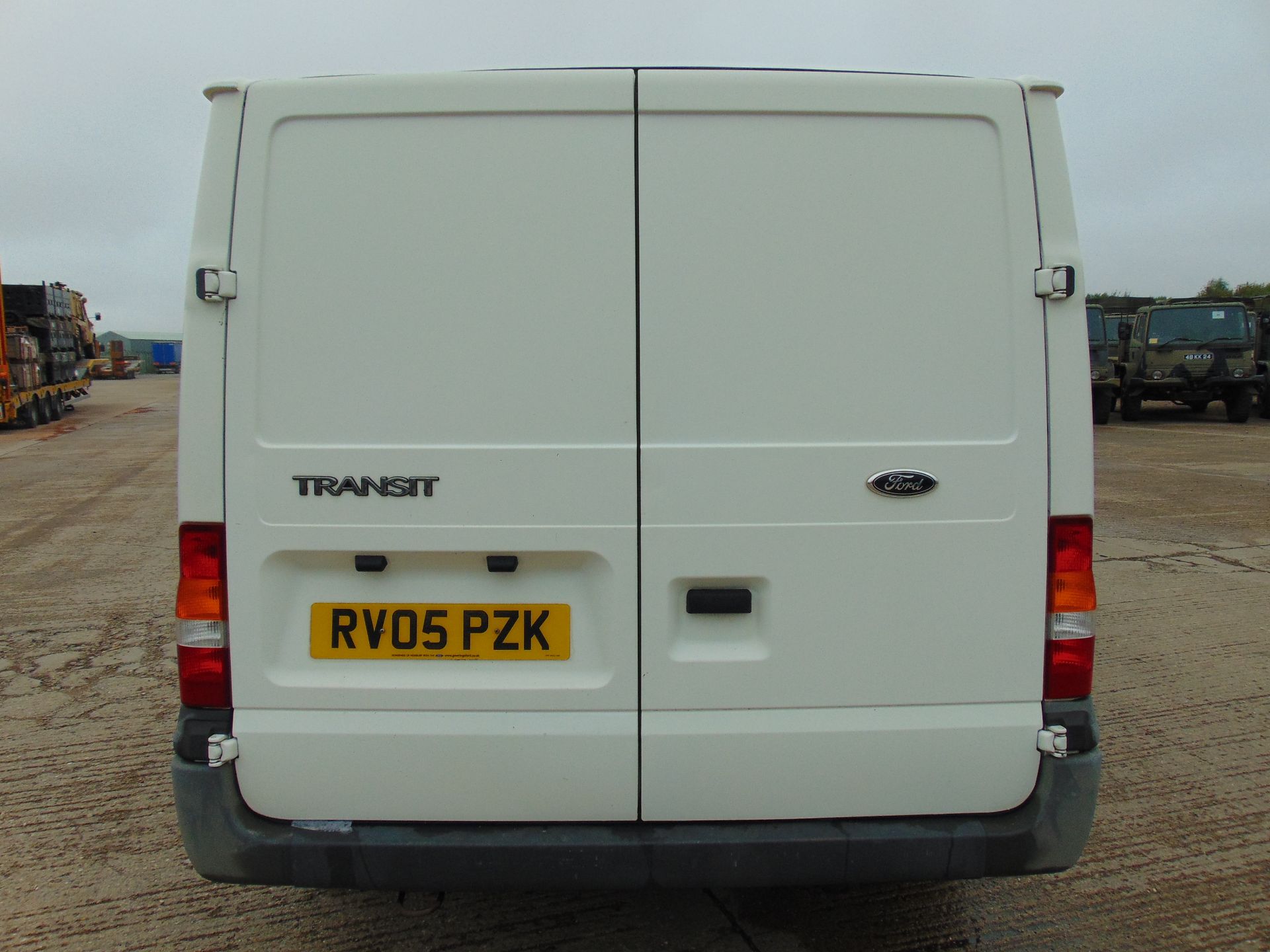 Ford Transit T260 Panel Van - Image 8 of 22