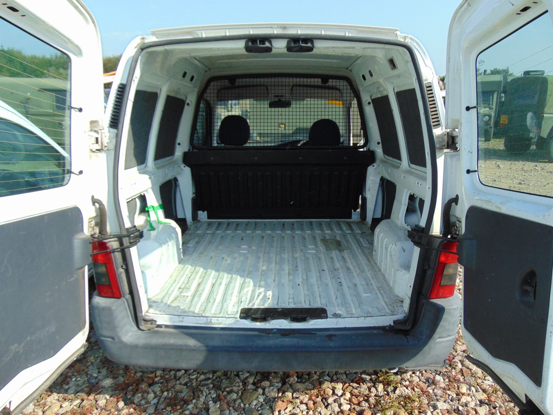 Peugeot Partner Van - Image 12 of 14