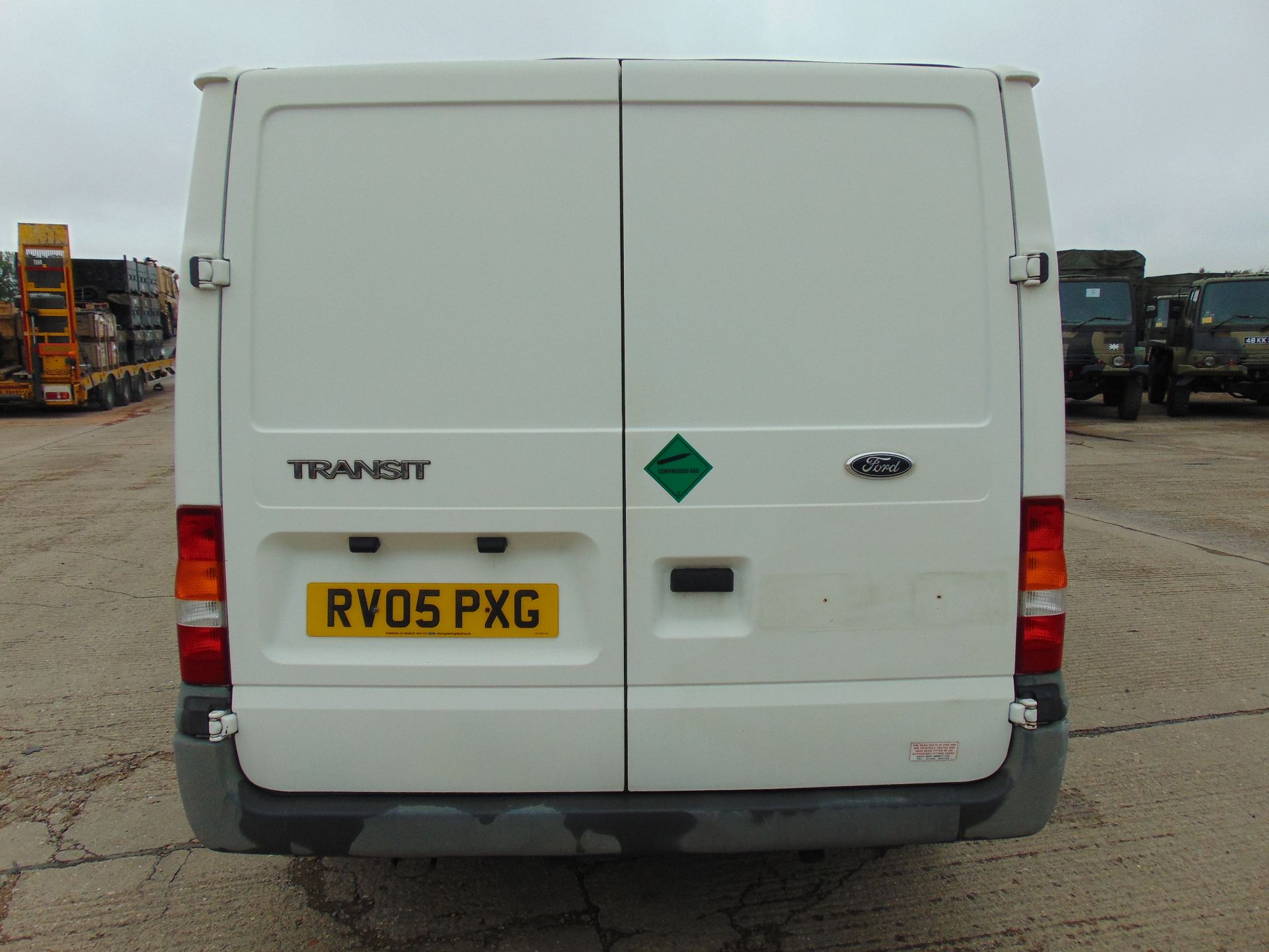 Ford Transit T260 Crewcab Panel Van 19,363 miles! - Image 8 of 24