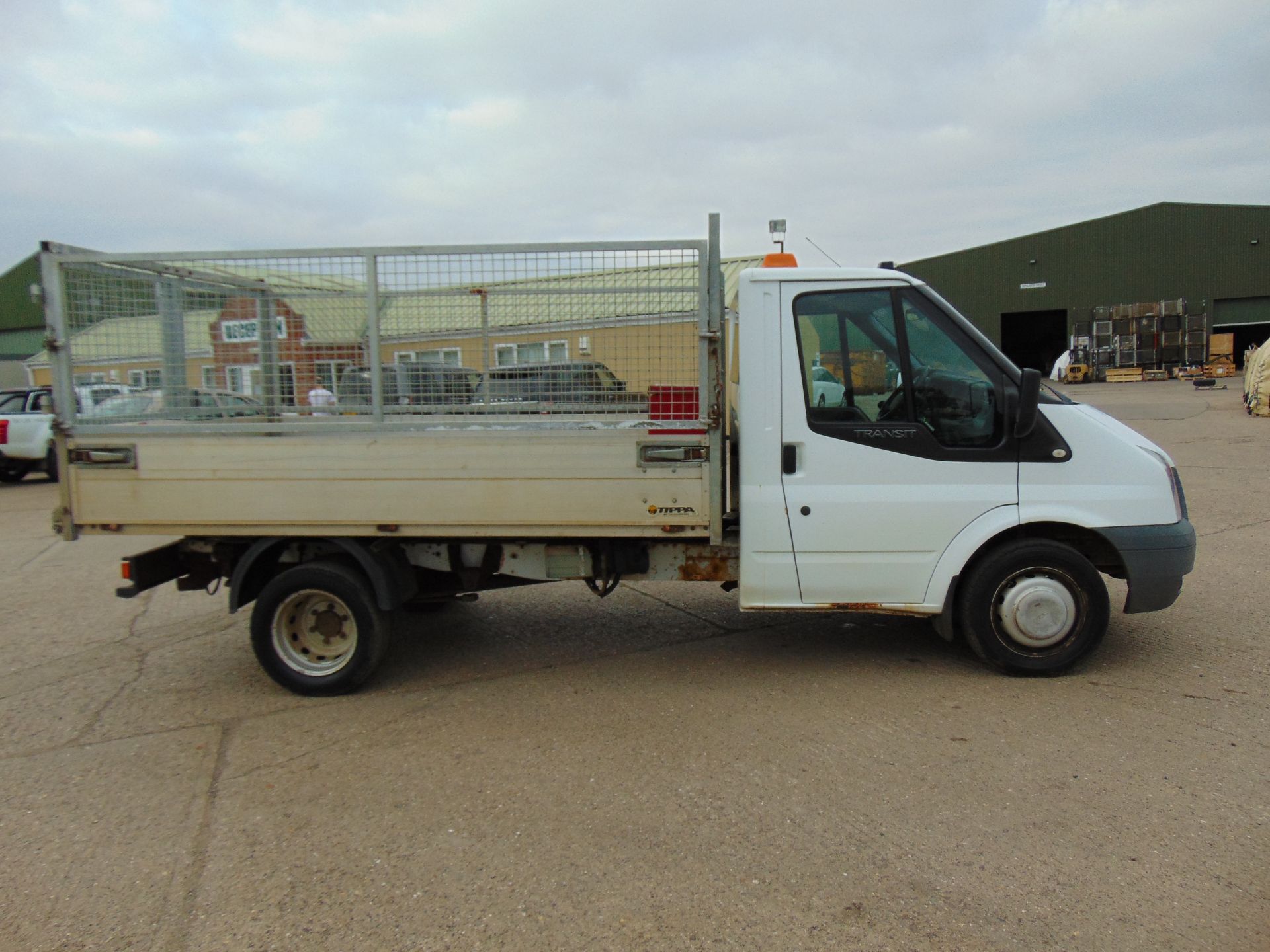 Ford Transit 115 T350 Flat Bed Tipper - Image 7 of 15