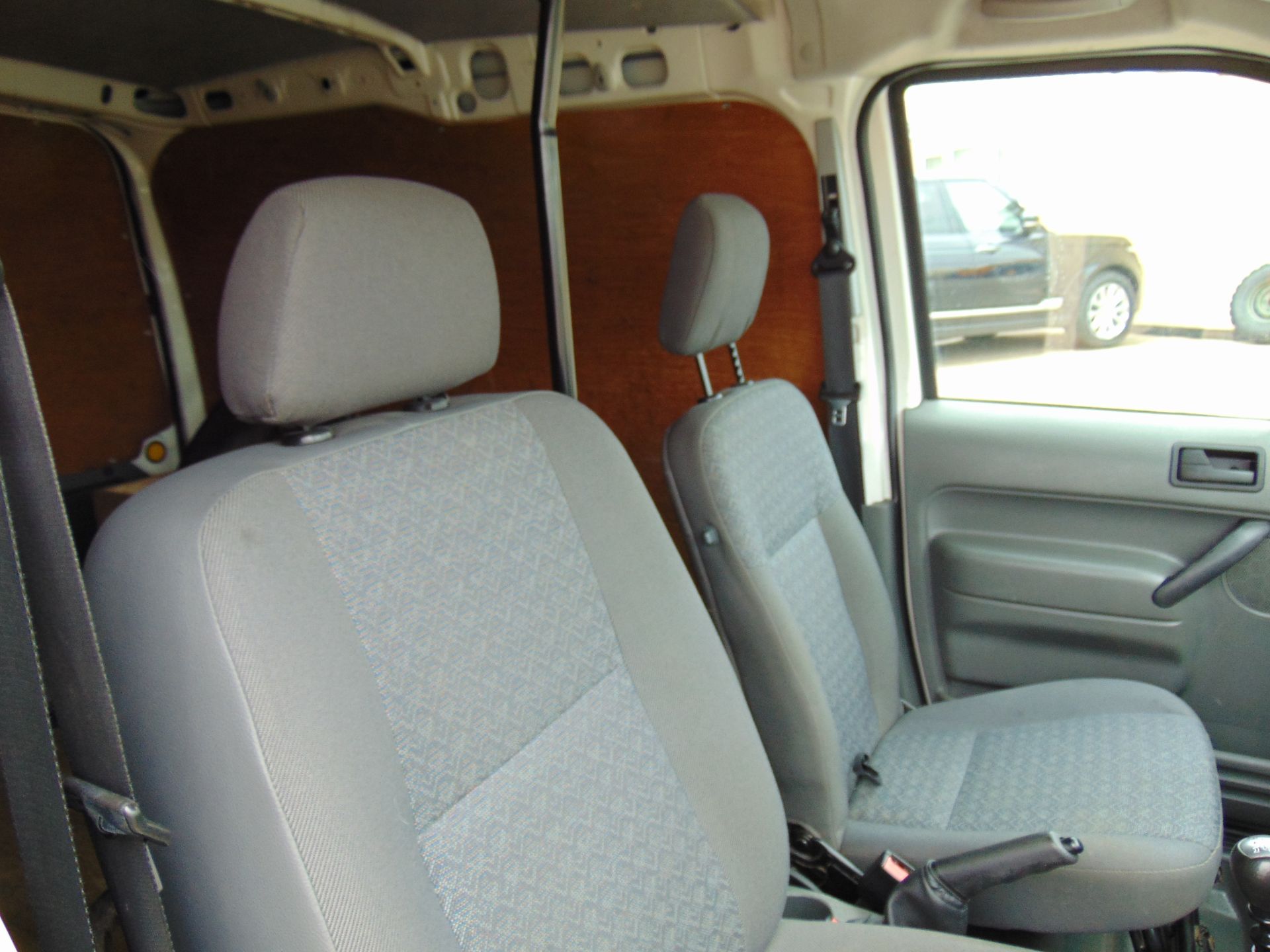 Ford Transit Connect T200 Panel Van - Image 15 of 16