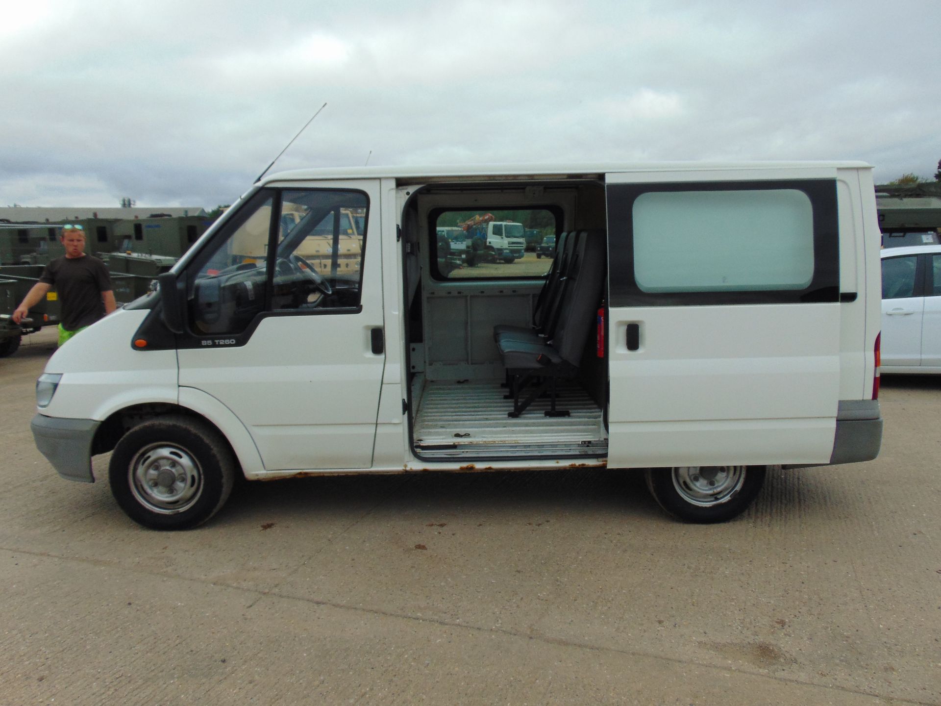 Ford Transit T260 Crewcab Panel Van - Image 5 of 24