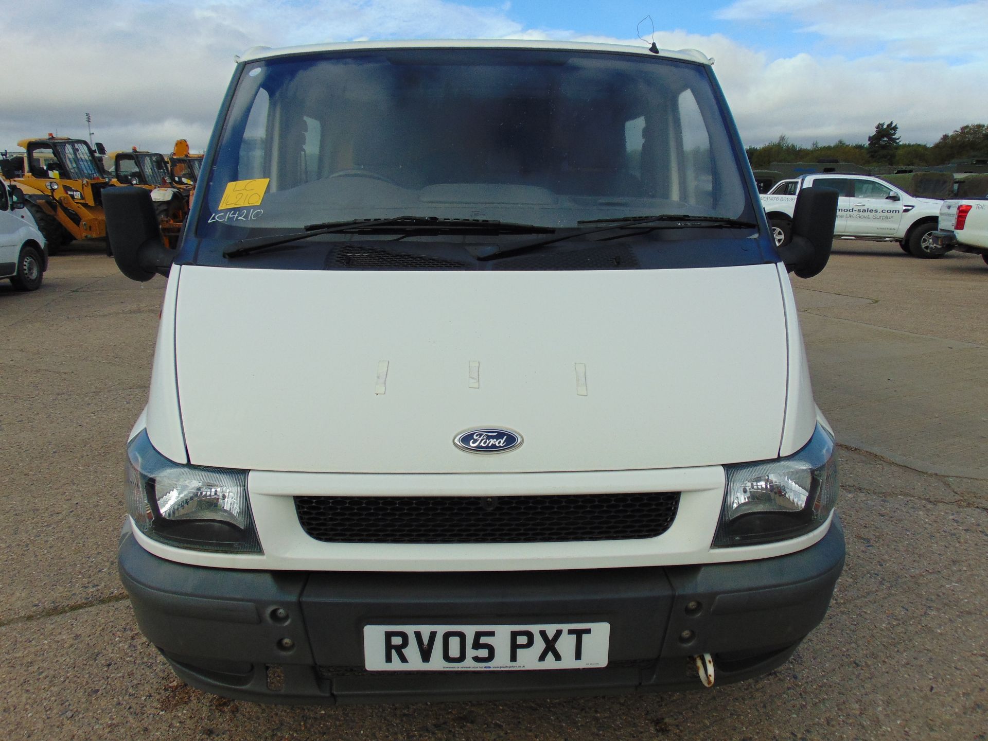 Ford Transit 85 T260 Crew Cab Panel Van - Image 2 of 23