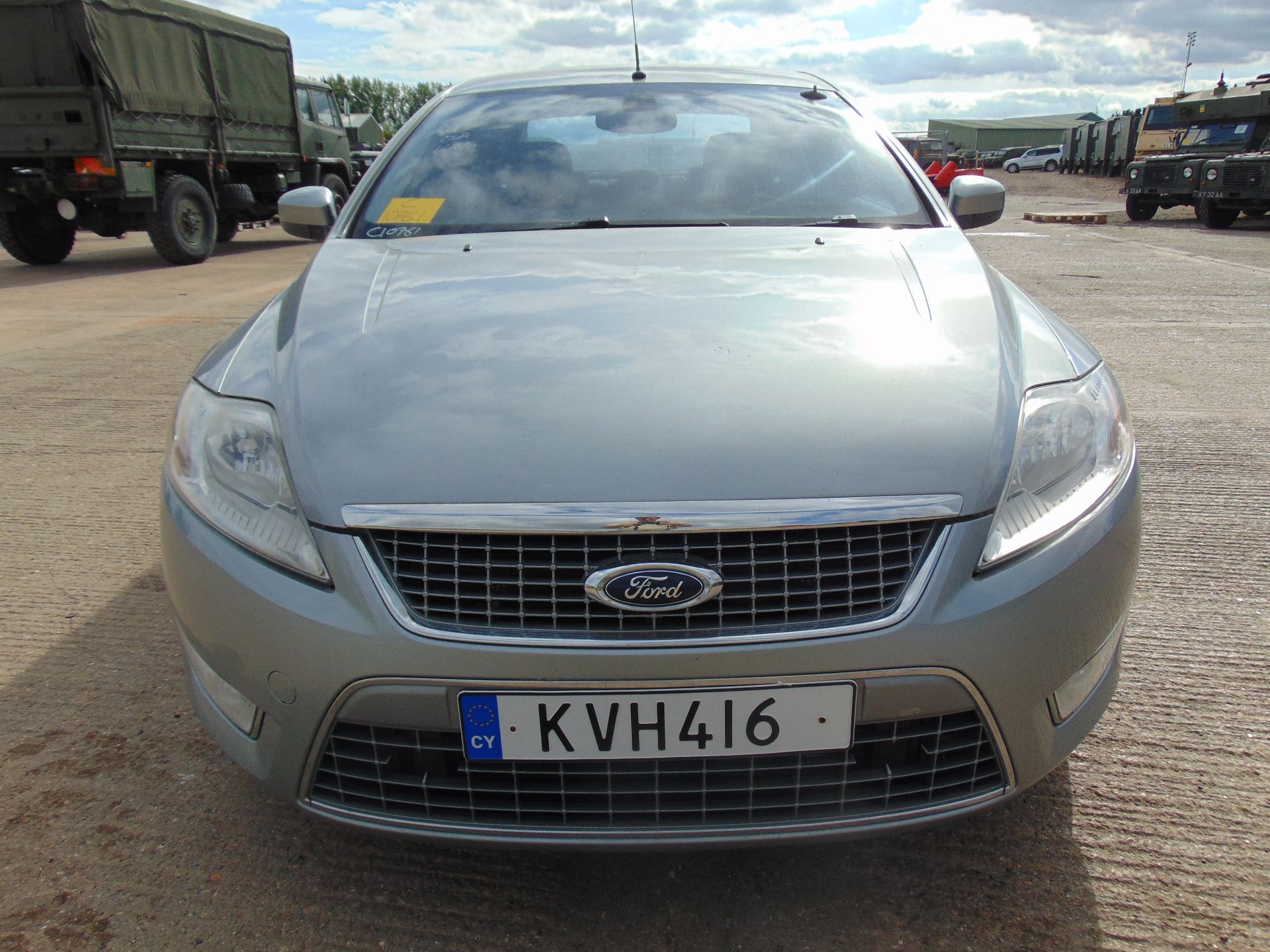 Ford Mondeo 2.5L Turbo Saloon - Image 2 of 19