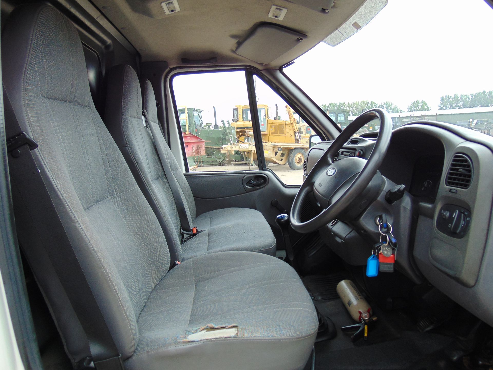 Ford Transit 85 T260 SWB Panel Van - Image 13 of 24