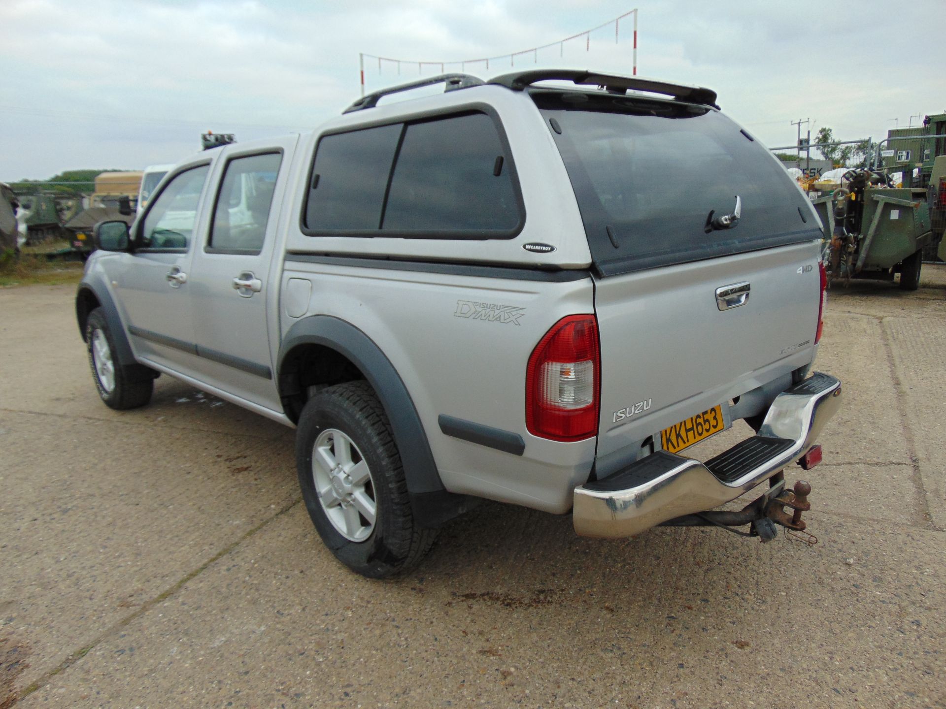 Isuzu D-Max Double Cab 3.0 Diesel 4 x 4 - Image 5 of 16