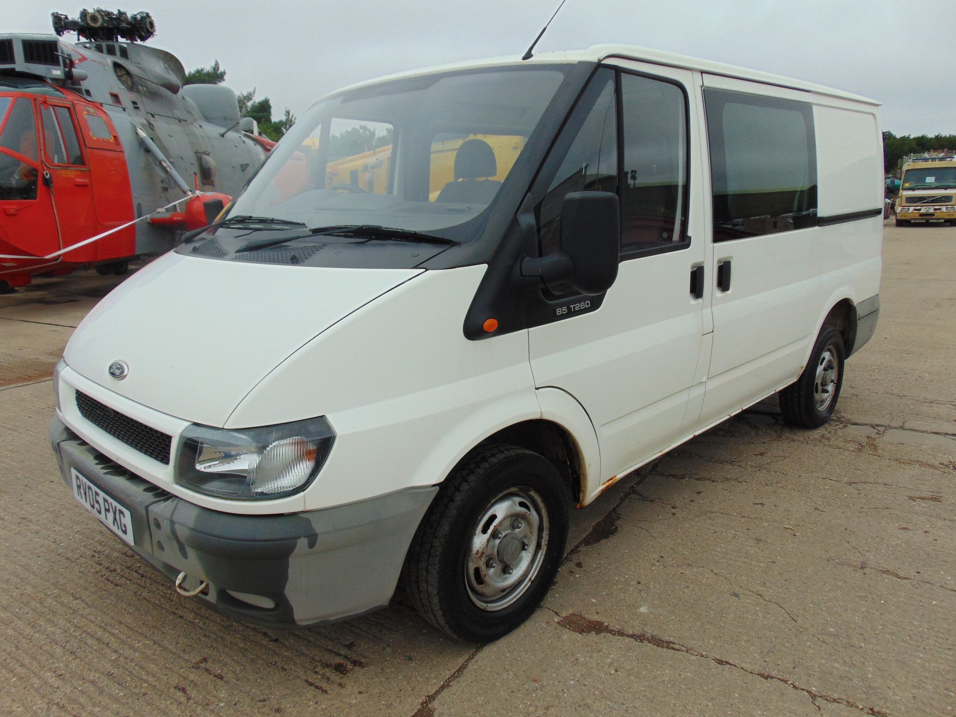 Ford Transit T260 Crewcab Panel Van 19,363 miles! - Image 3 of 24