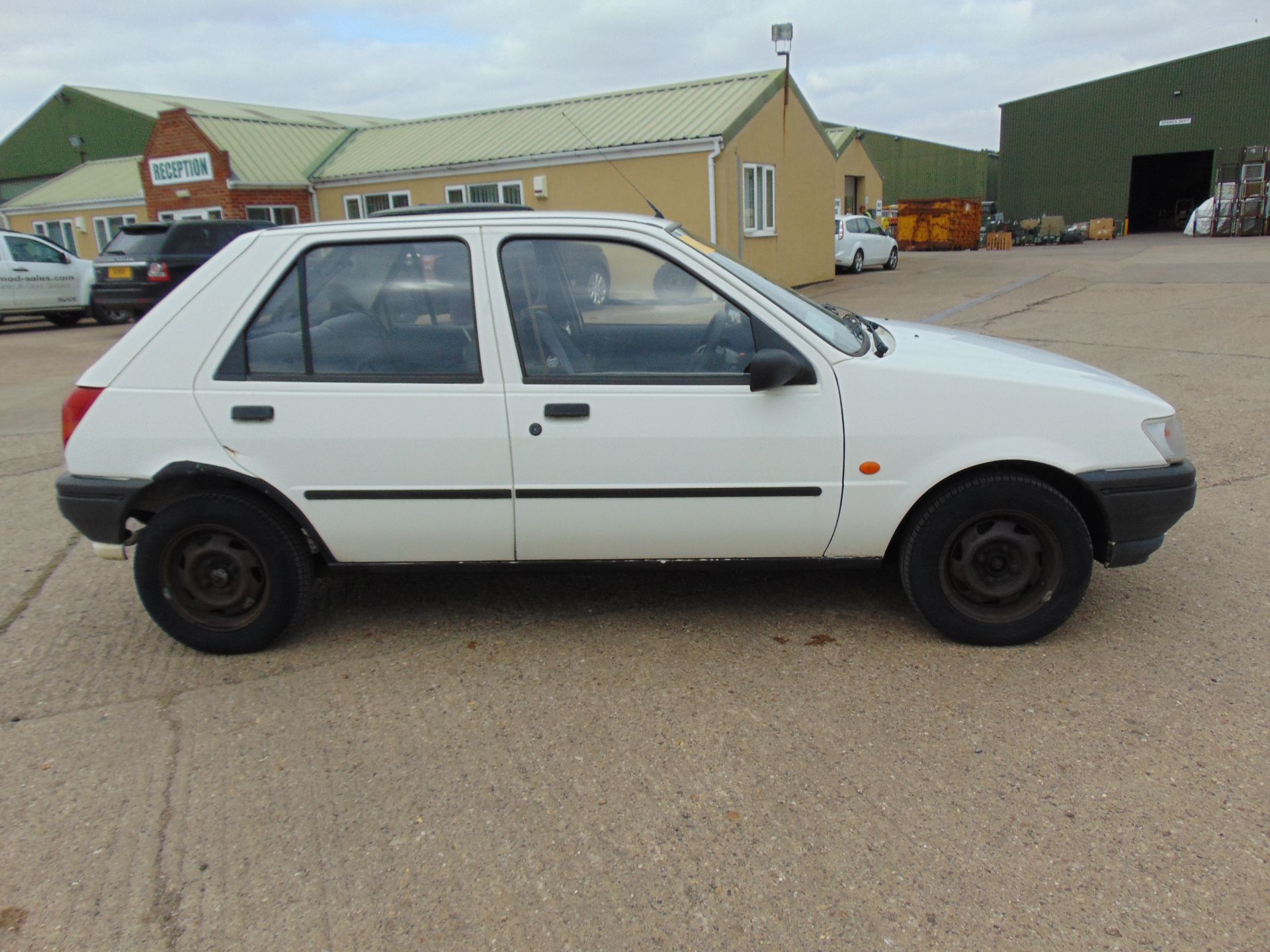 Ford Fiesta Classic - Image 5 of 16