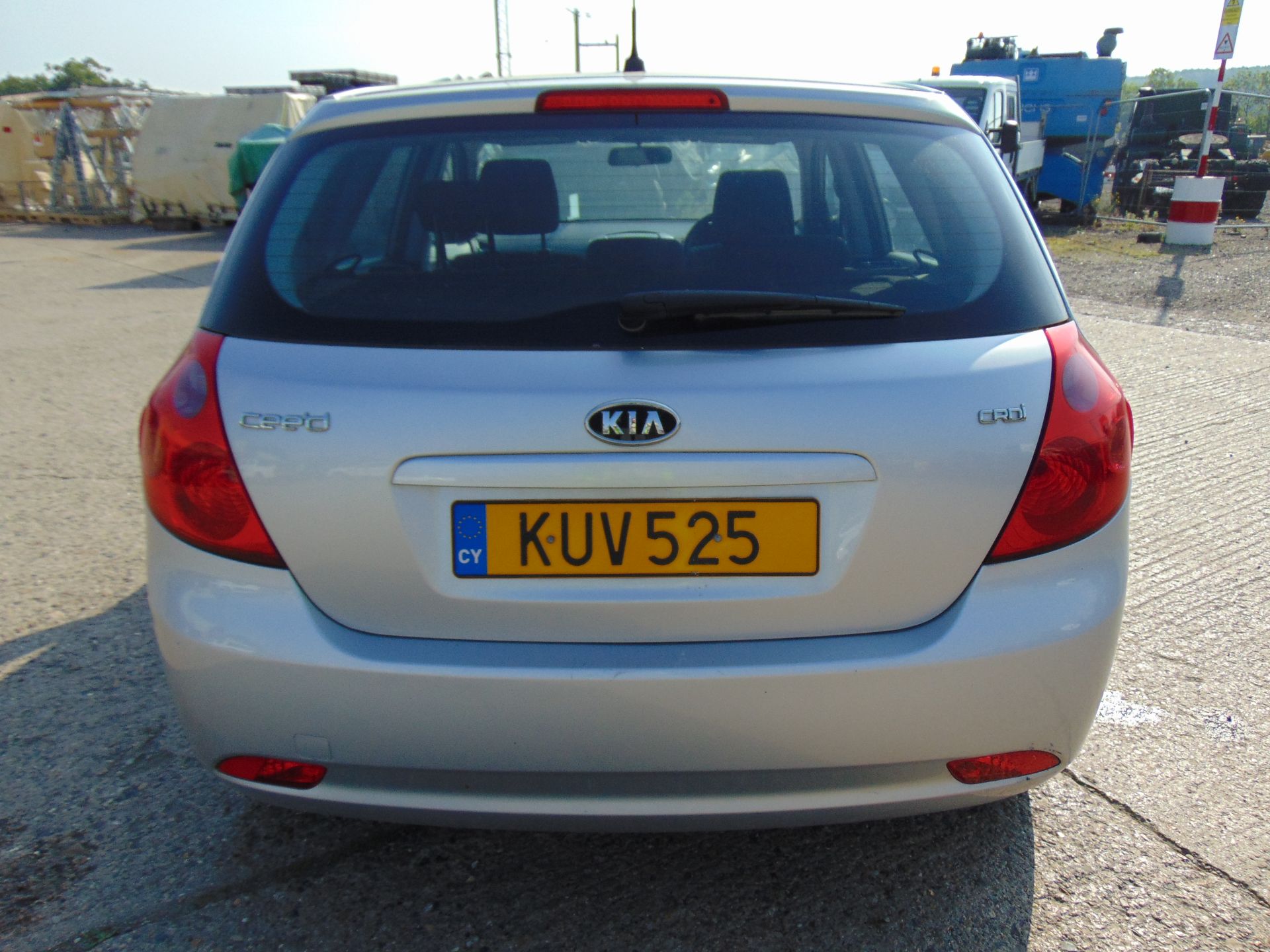 Kia Cee'd 1.6 CRDI - Image 7 of 16