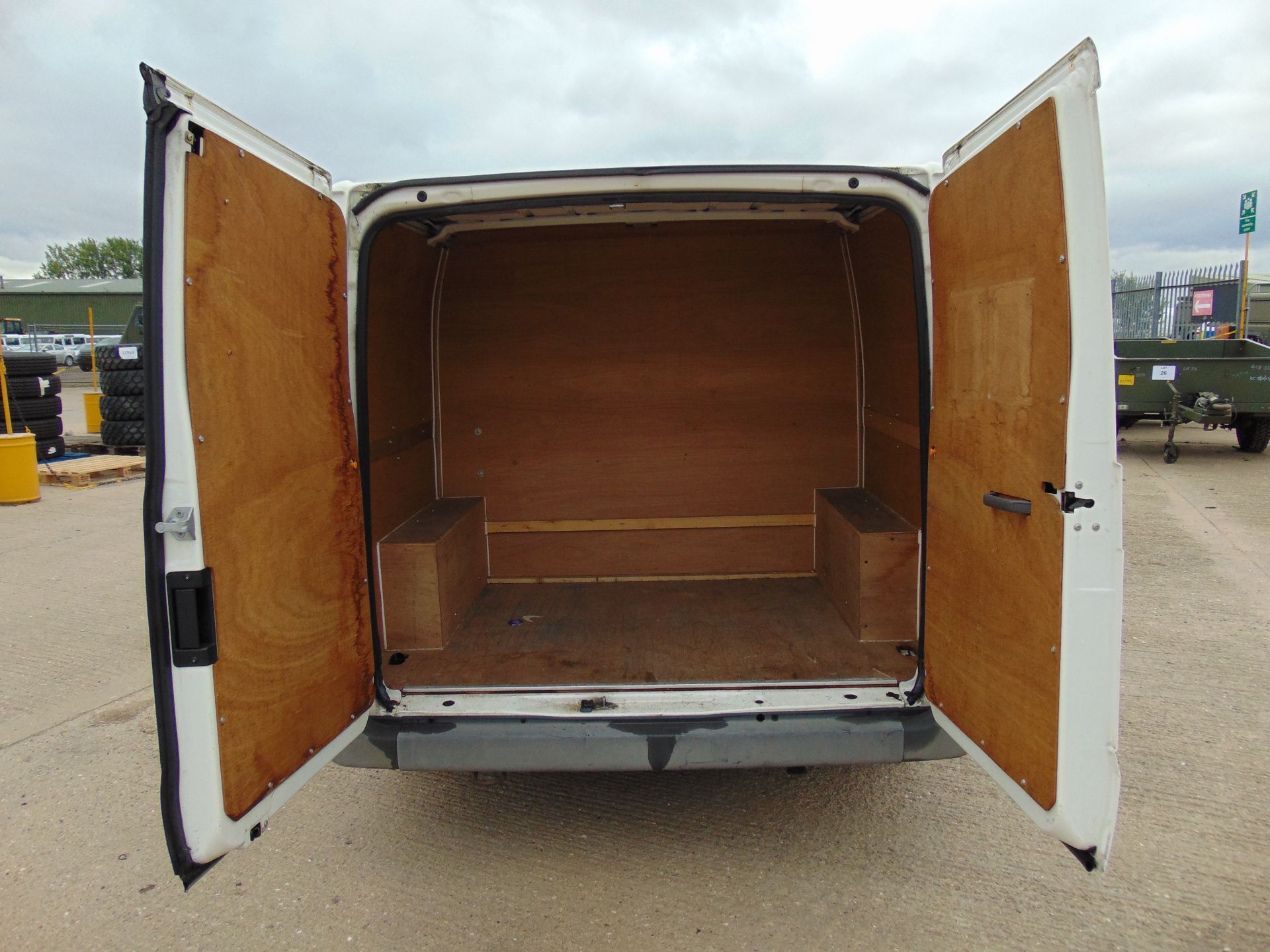 Ford Transit T260 Crewcab Panel Van - Image 16 of 24