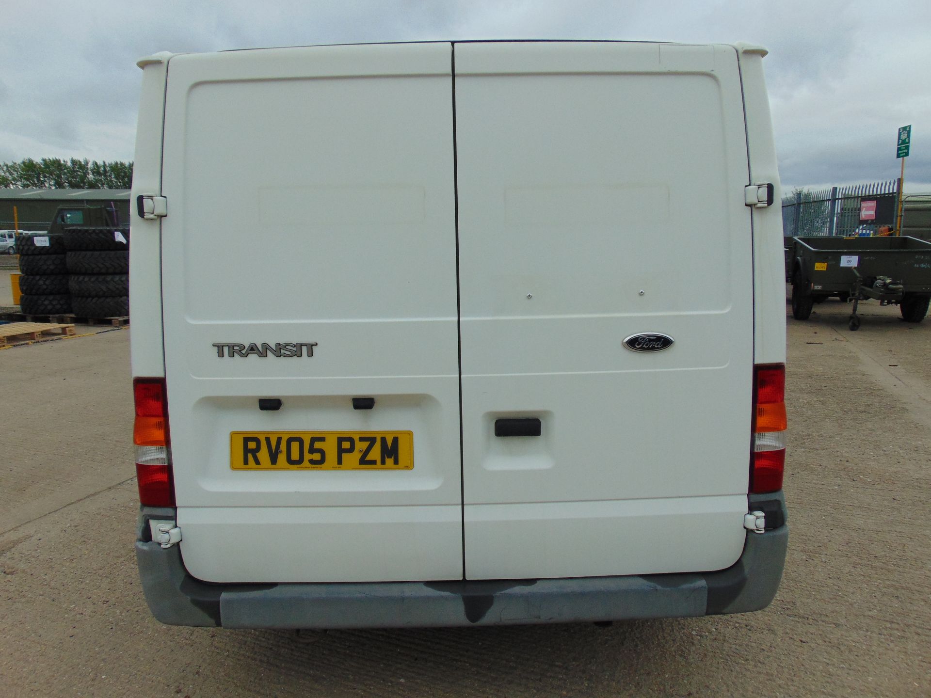 Ford Transit T260 Crewcab Panel Van - Image 8 of 24