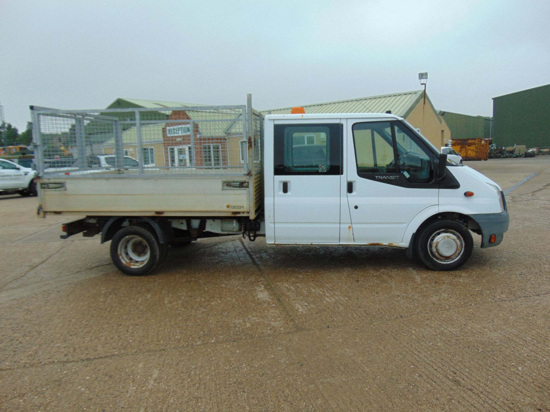 Ford Transit 115 T350 Crew Cab Flat Bed Tipper - Image 7 of 16
