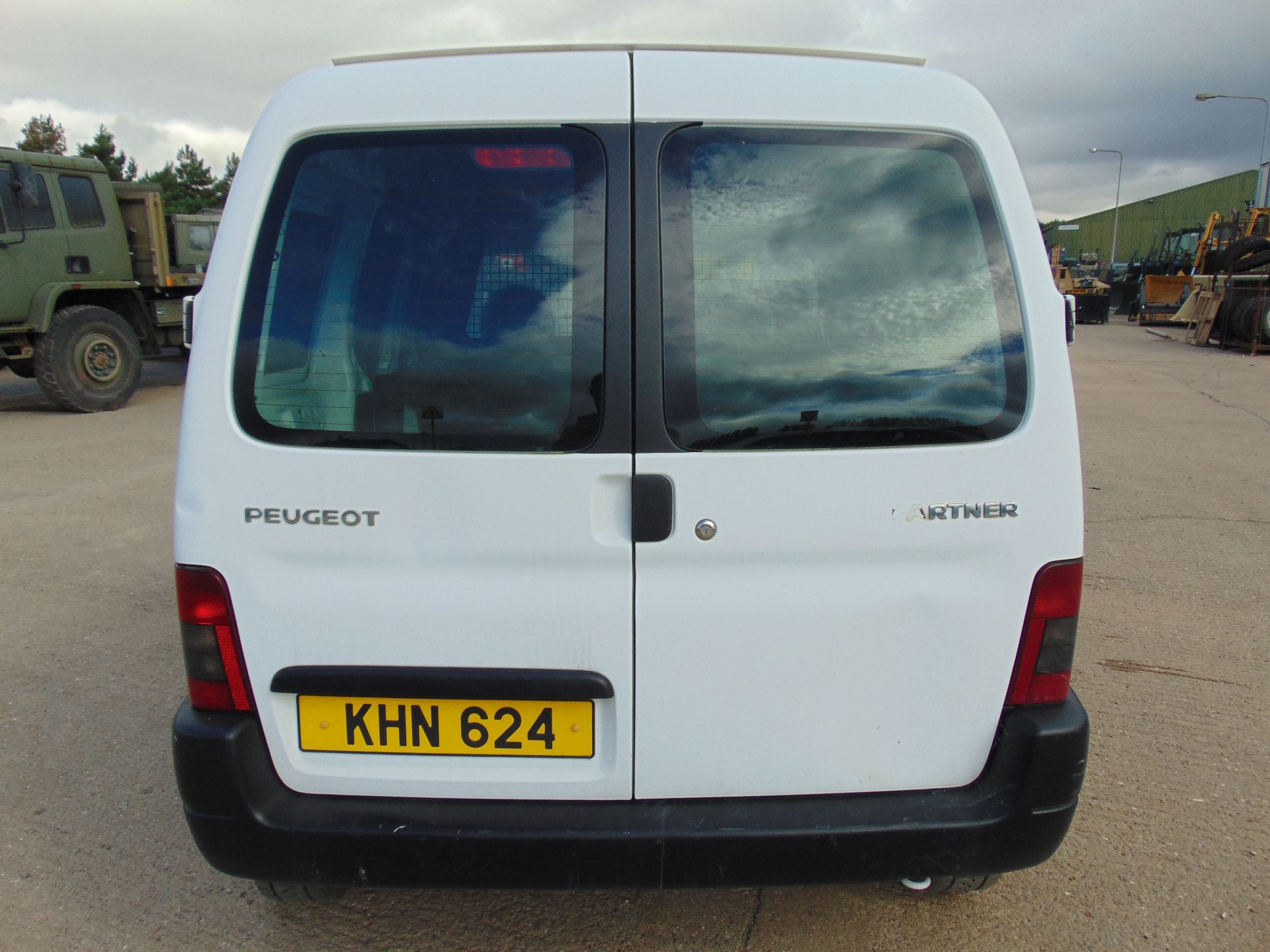 Peugeot Partner Van - Image 8 of 16