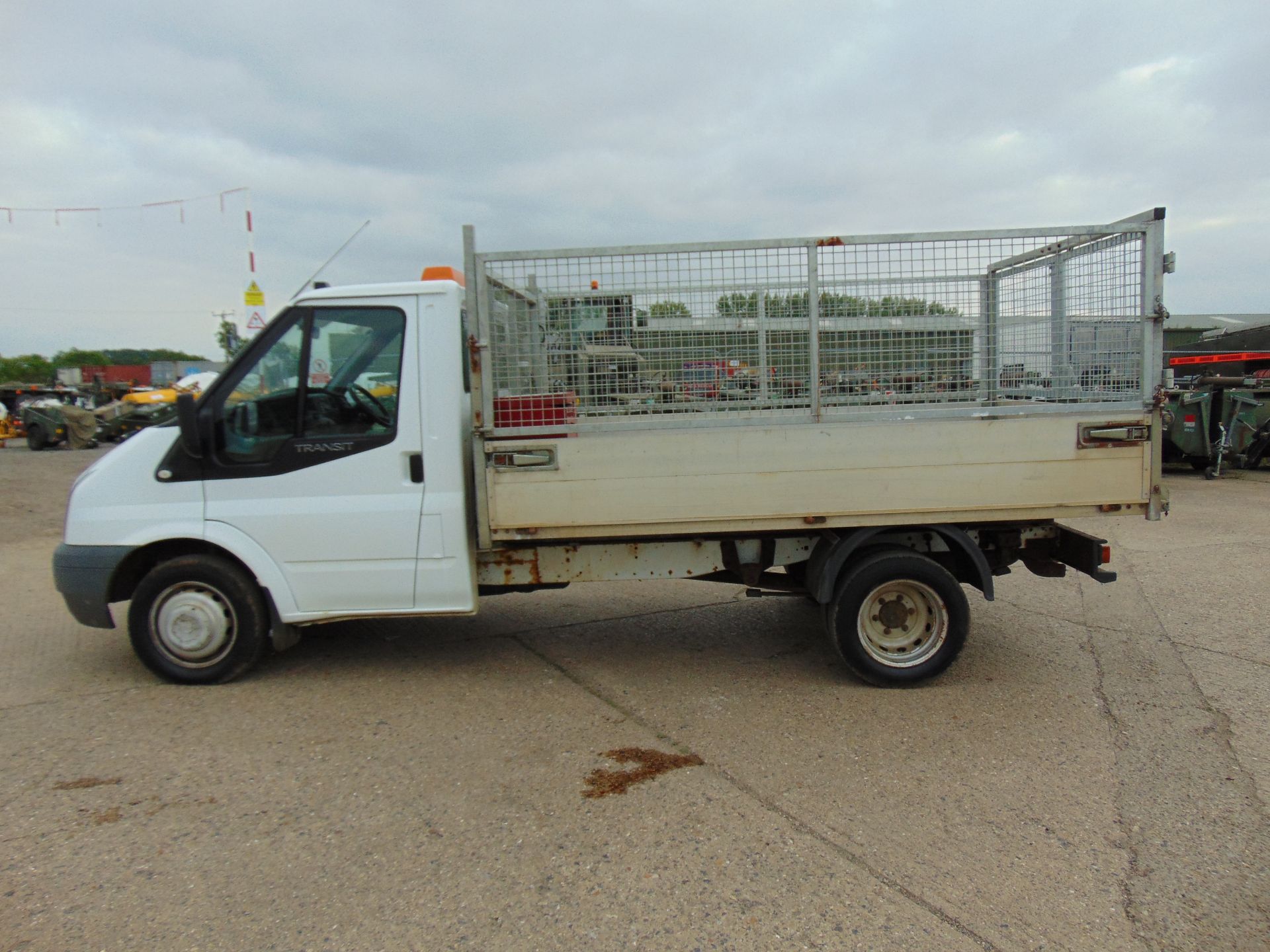 Ford Transit 115 T350 Flat Bed Tipper - Image 5 of 15