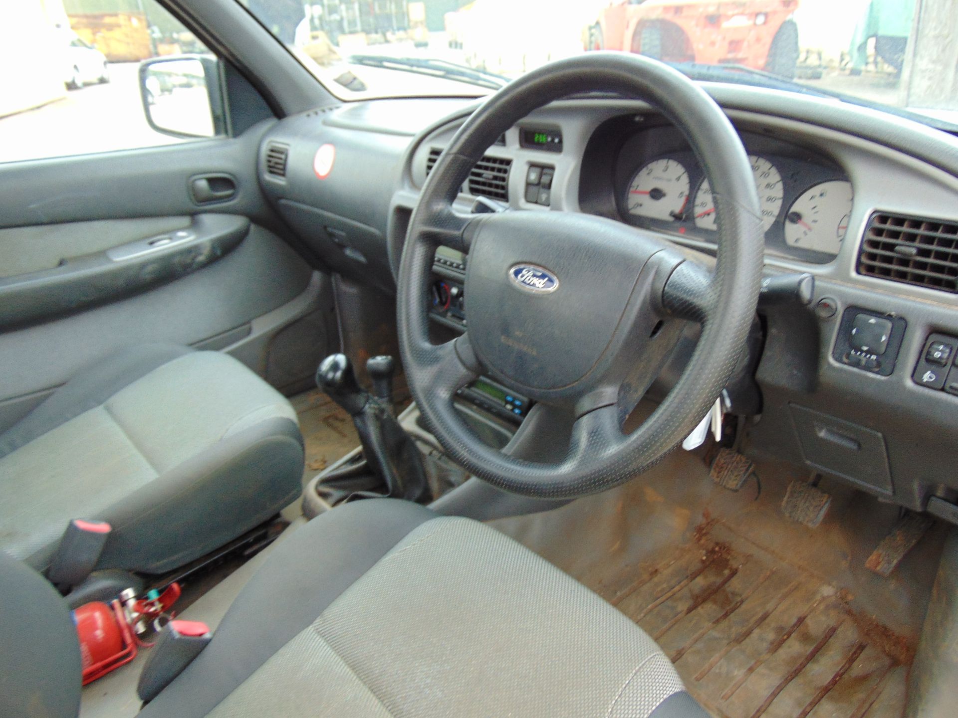 Ford Ranger pick up - Image 11 of 13