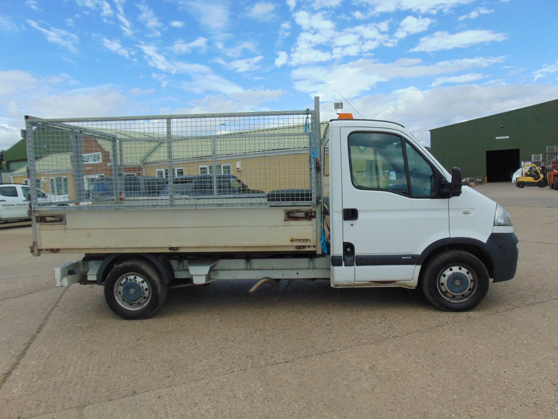 Vauxhall Movano 3500 2.5 CDTi MWB Flat Bed Tipper - Image 7 of 14