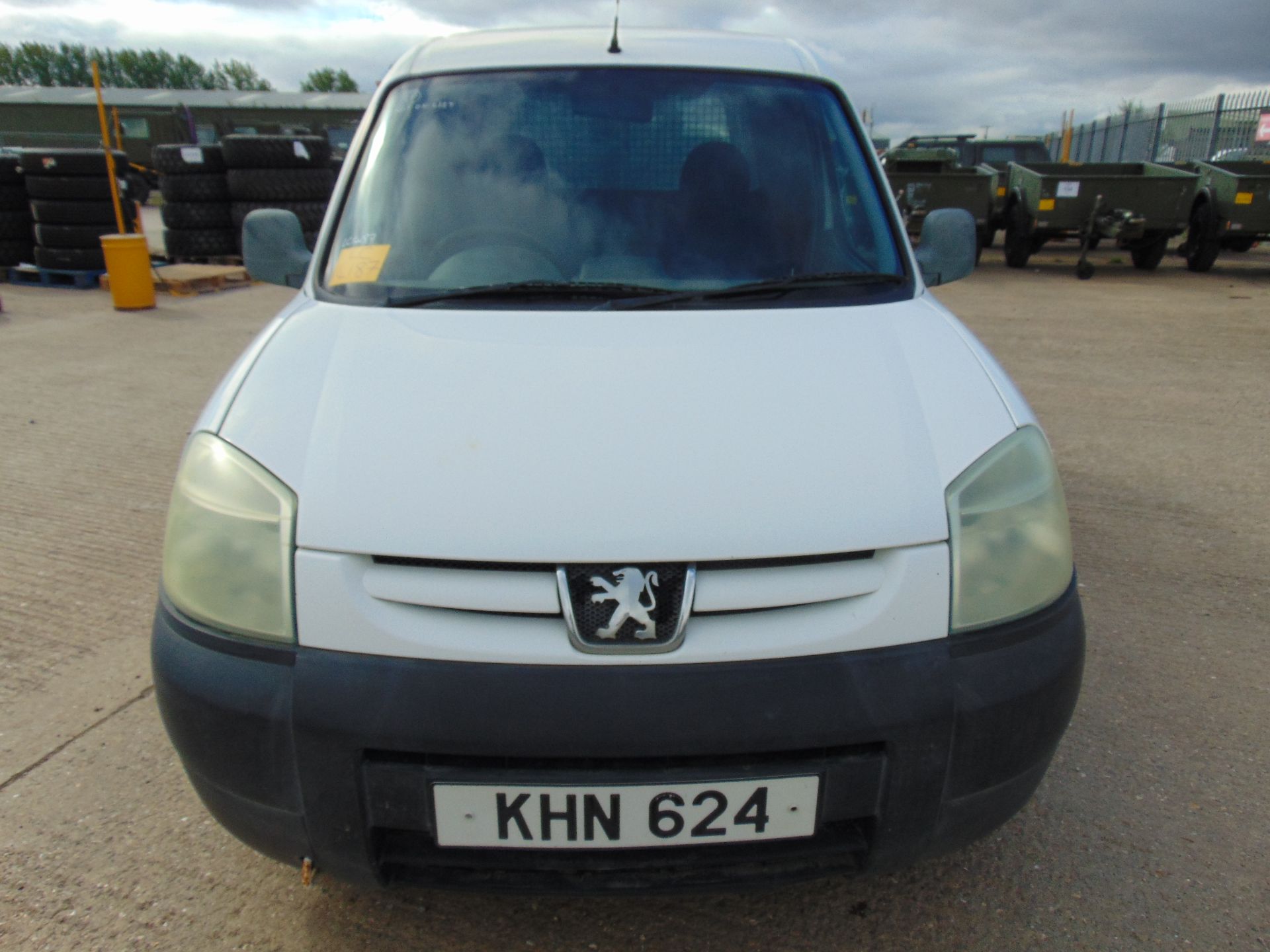 Peugeot Partner Van - Image 2 of 16