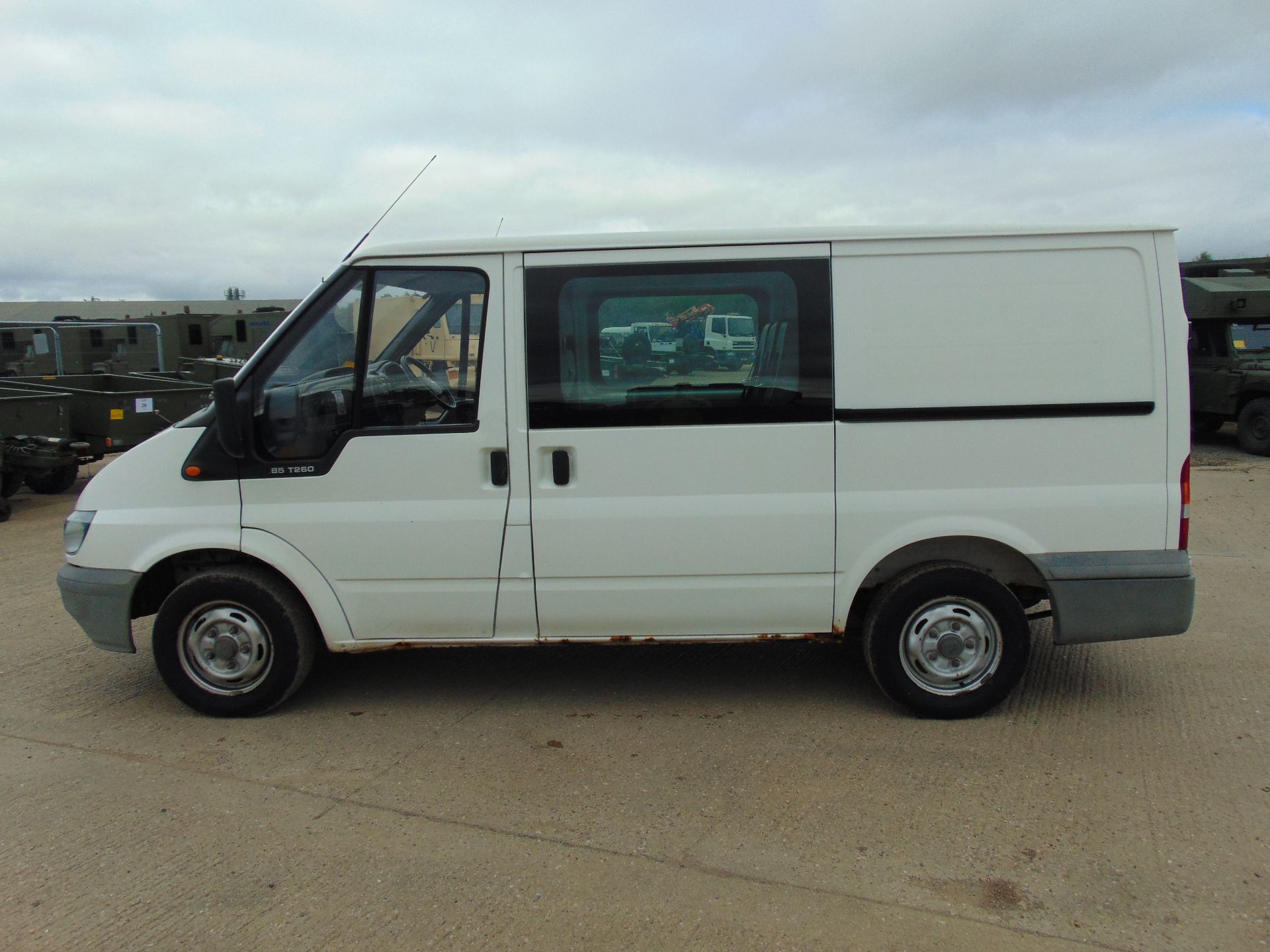 Ford Transit T260 Crewcab Panel Van - Image 4 of 24