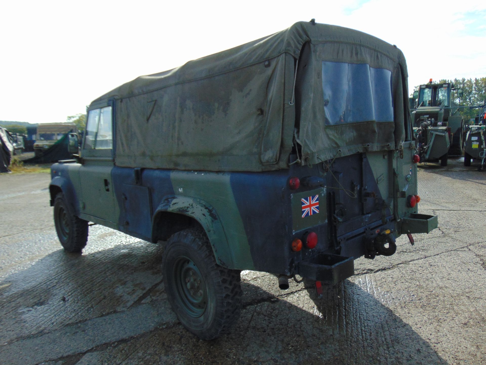 Land Rover Defender 110 Hard Top R380 Gearbox - Image 6 of 19