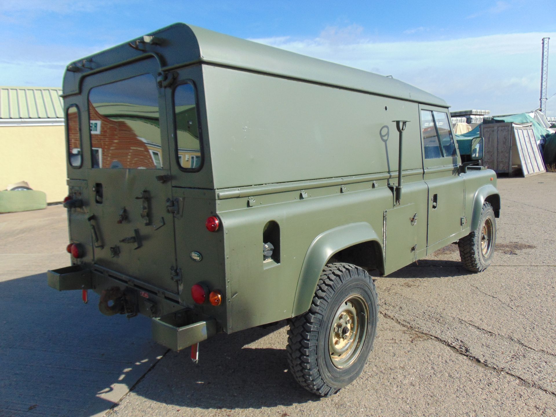 Left Hand Drive Land Rover Defender 110 Hard Top R380 Gearbox - Image 8 of 20