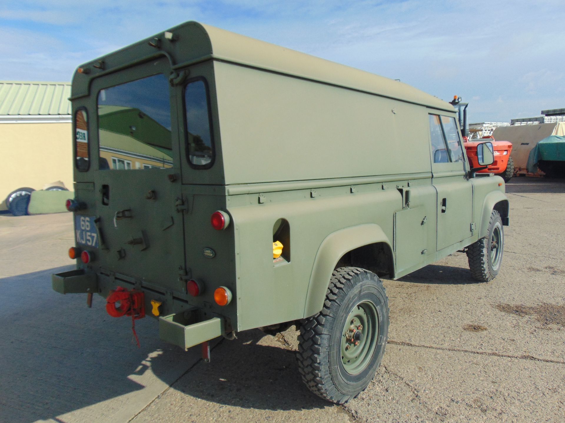 Land Rover Defender 110 Hard Top LT77 Gearbox - Image 8 of 21