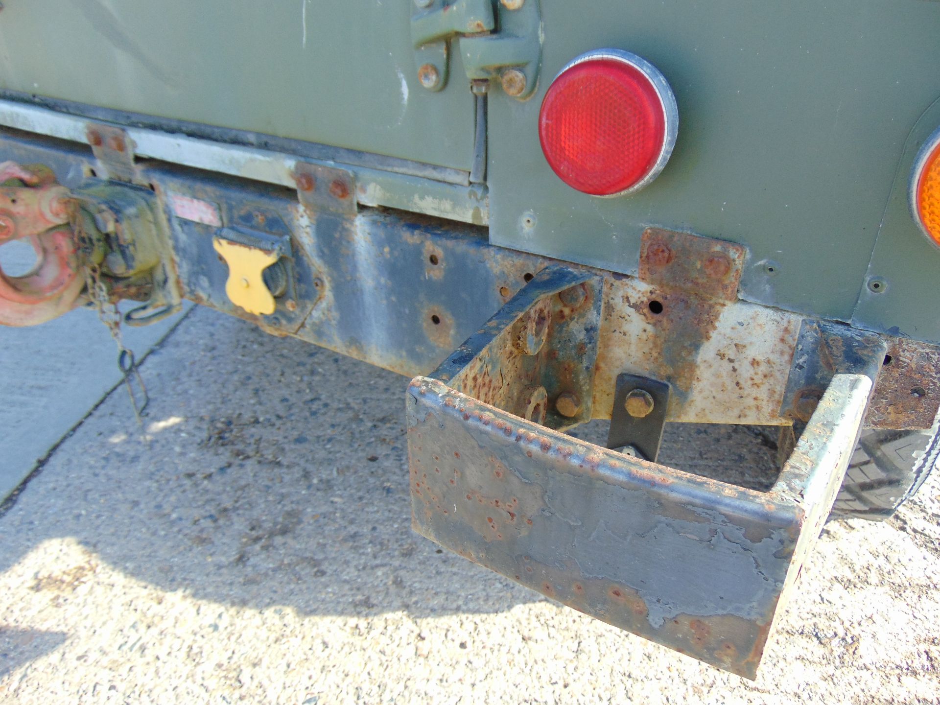 Land Rover Defender 110 Hard Top LT77 Gearbox - Image 12 of 21