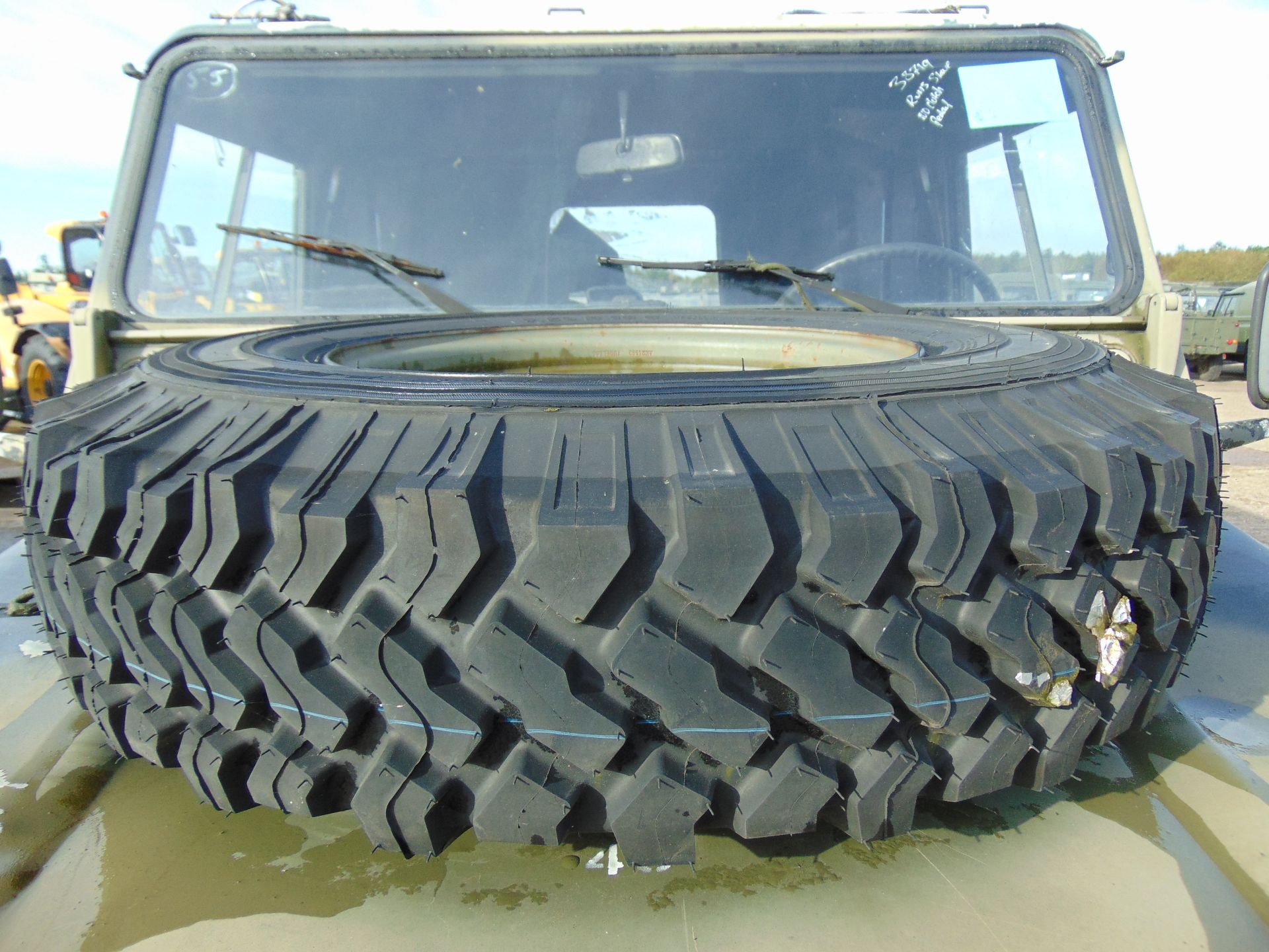 Left Hand Drive Land Rover Defender 110 Hard Top R380 Gearbox - Image 11 of 19