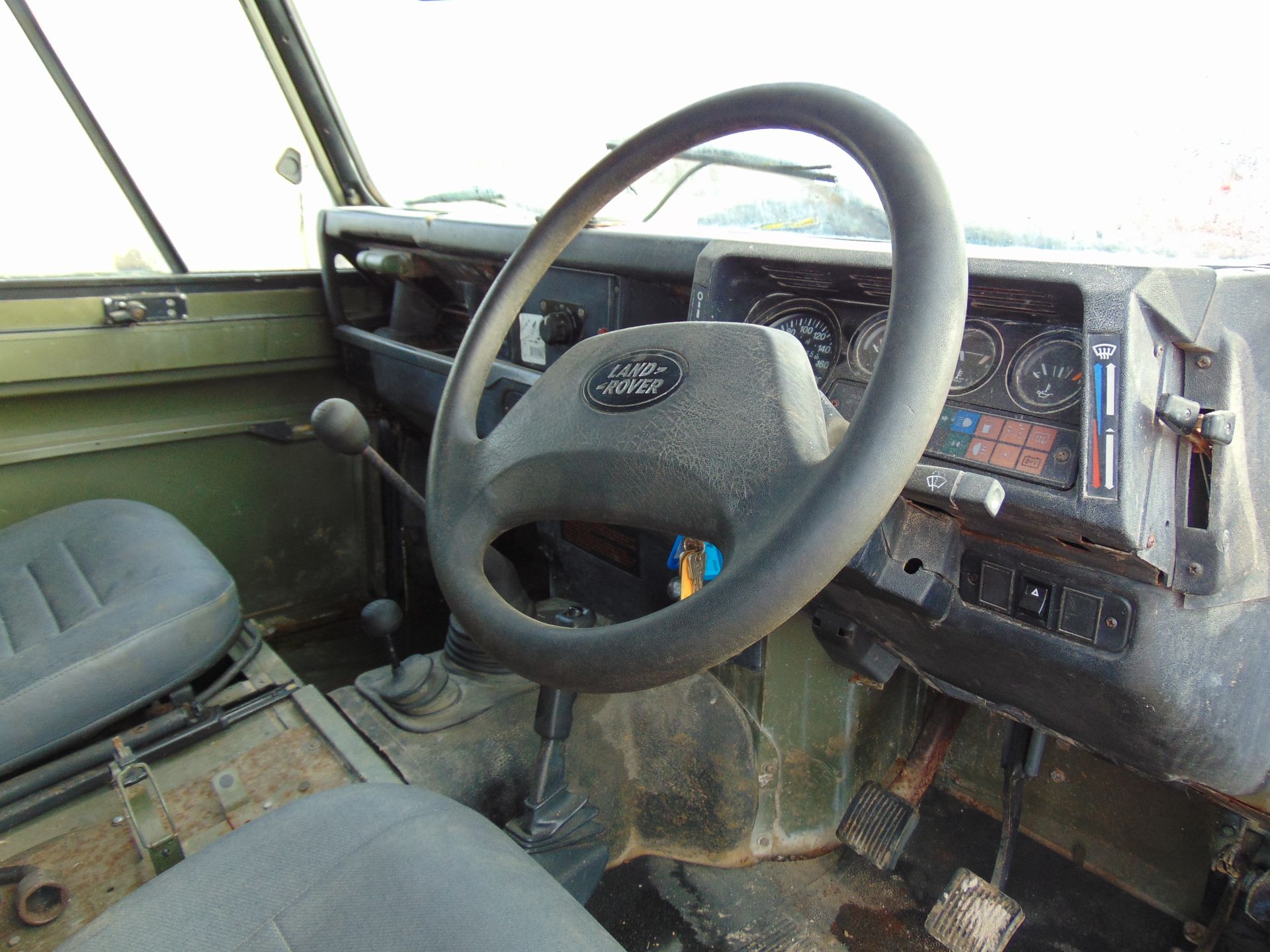 Land Rover Defender 110 Hard Top LT77 Gearbox - Image 15 of 19