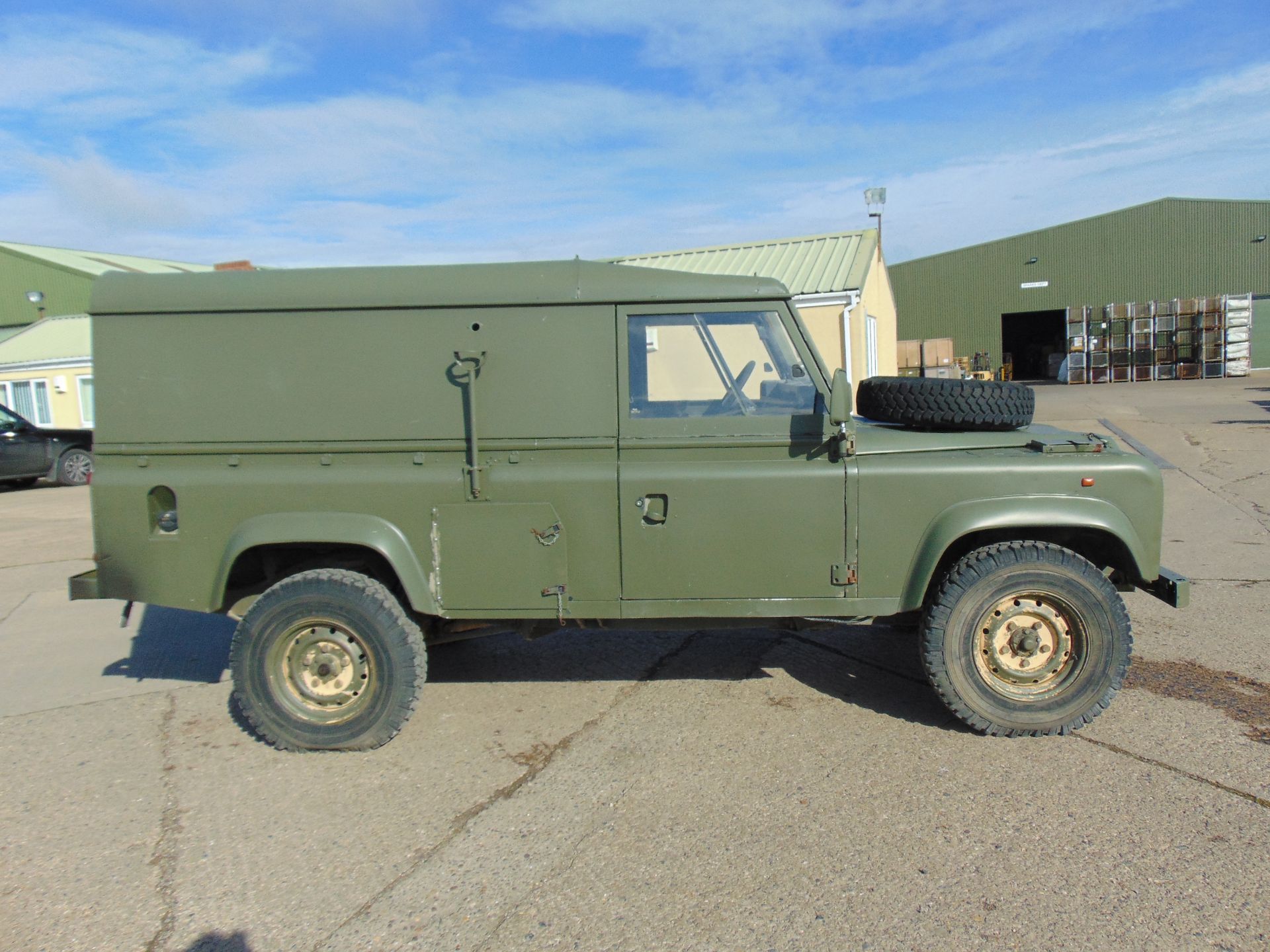 Left Hand Drive Land Rover Defender 110 Hard Top R380 Gearbox - Image 5 of 20