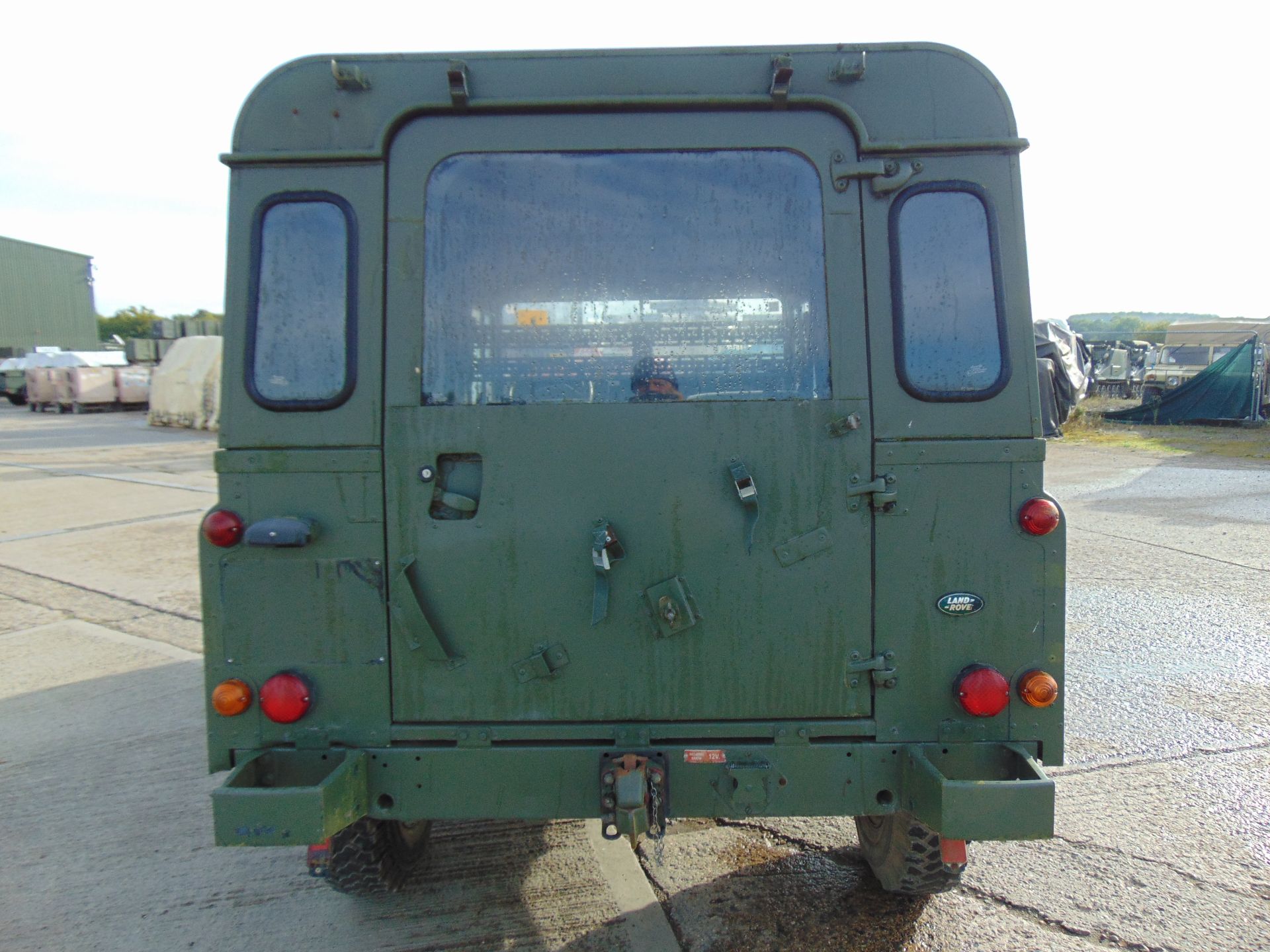 Left Hand Drive Land Rover Defender 110 Hard Top R380 Gearbox - Image 8 of 22