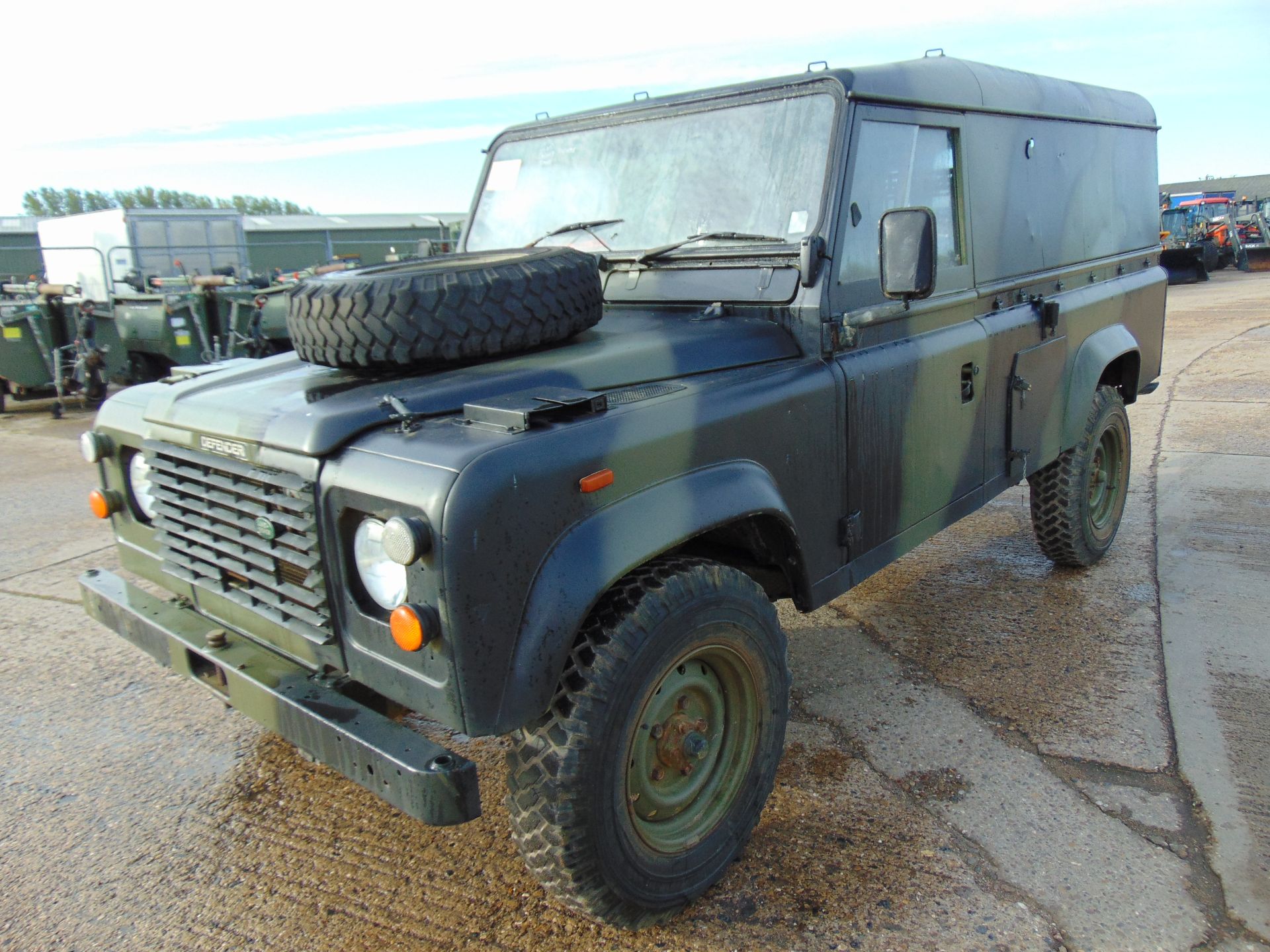 Land Rover Defender 110 Hard Top LT77 Gearbox - Image 3 of 19