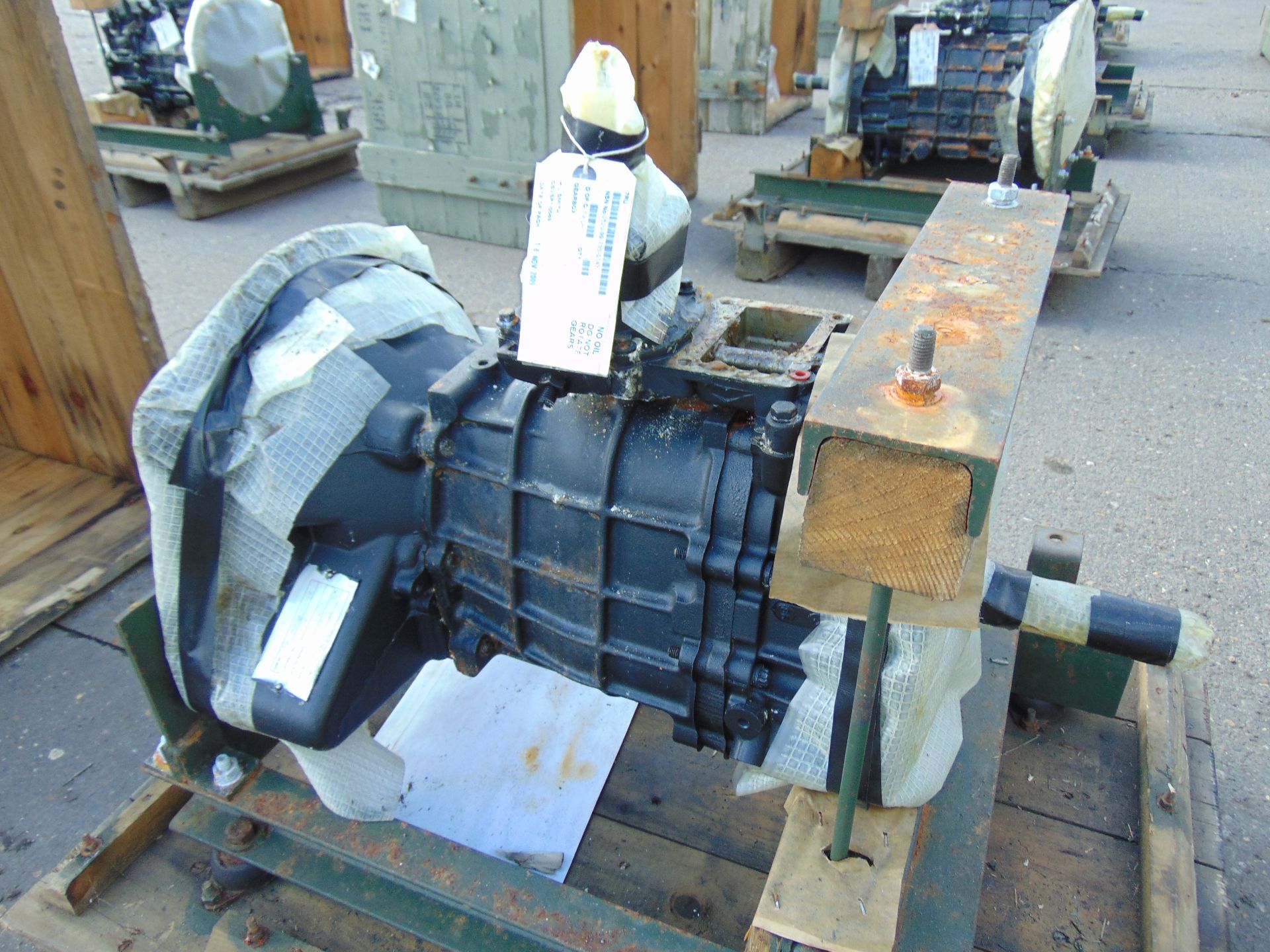 A1 Reconditioned Land Rover LT77 Gearbox - Image 2 of 3