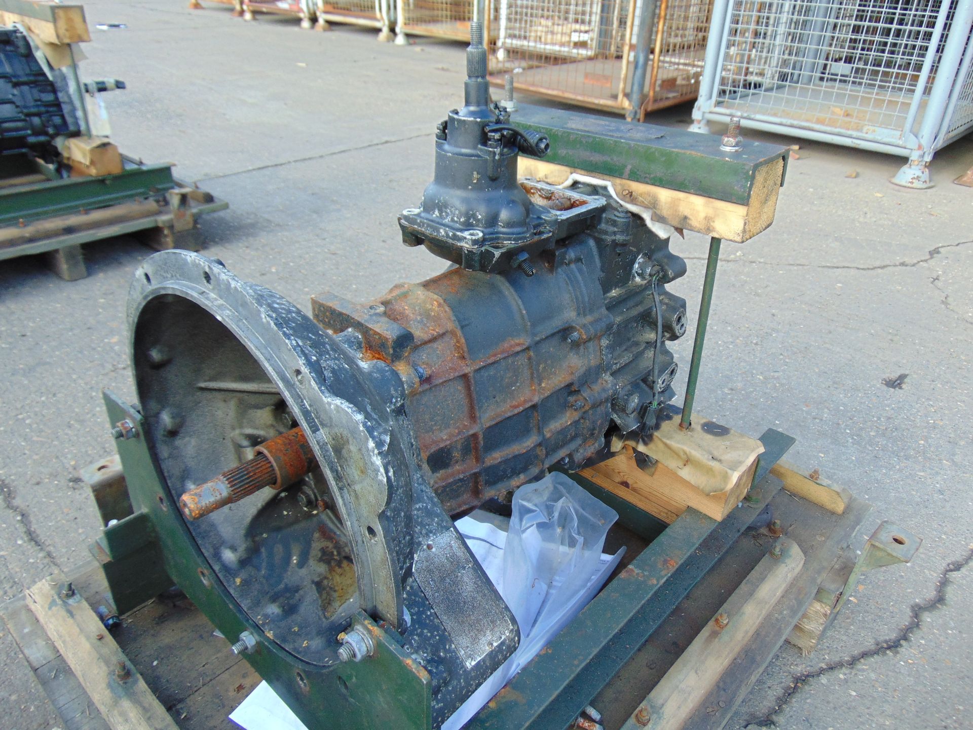 A2 Land Rover LT77 Gearbox - Image 2 of 3