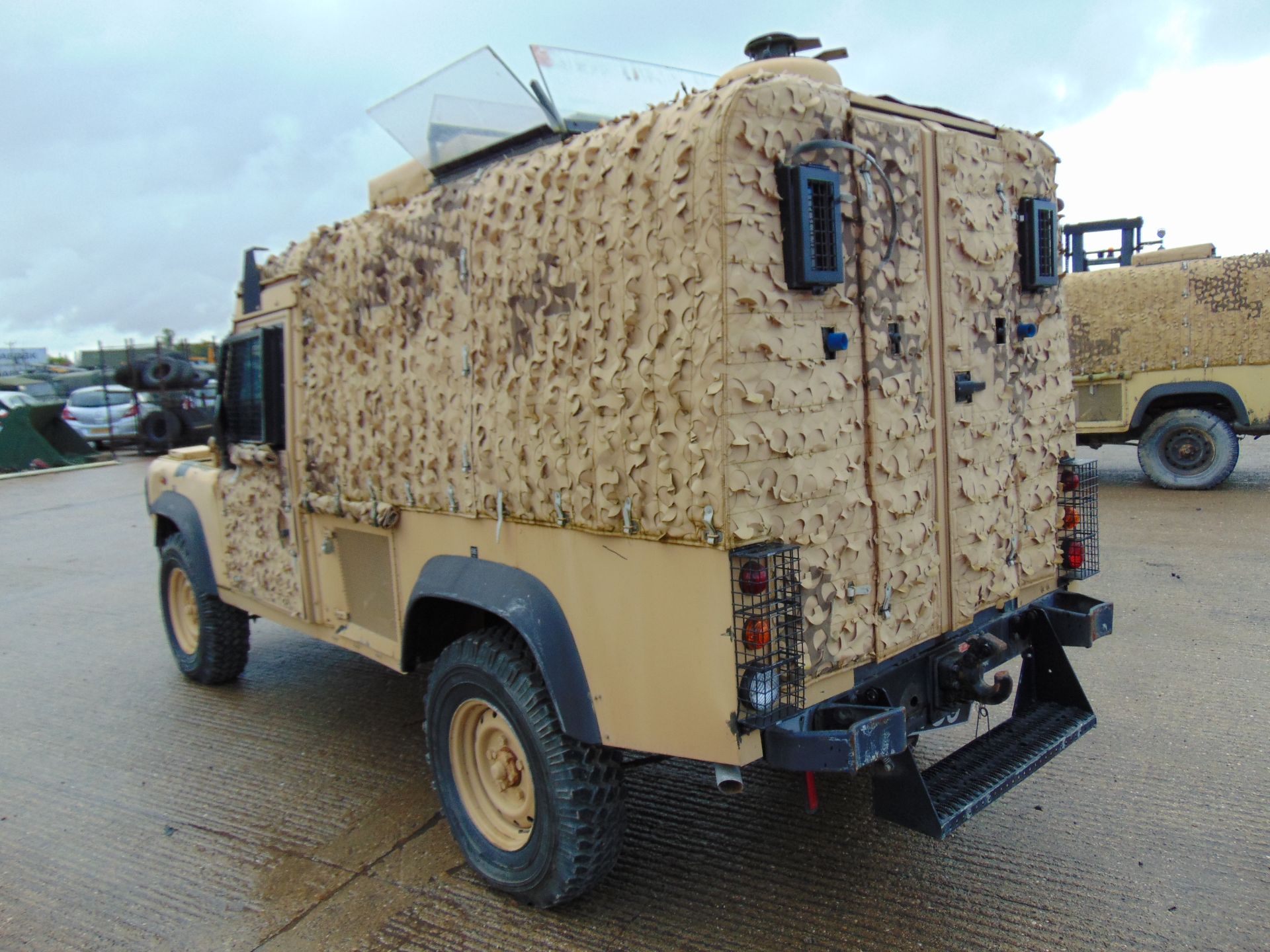 Land Rover 110 300TDi Snatch-2A - Image 5 of 15