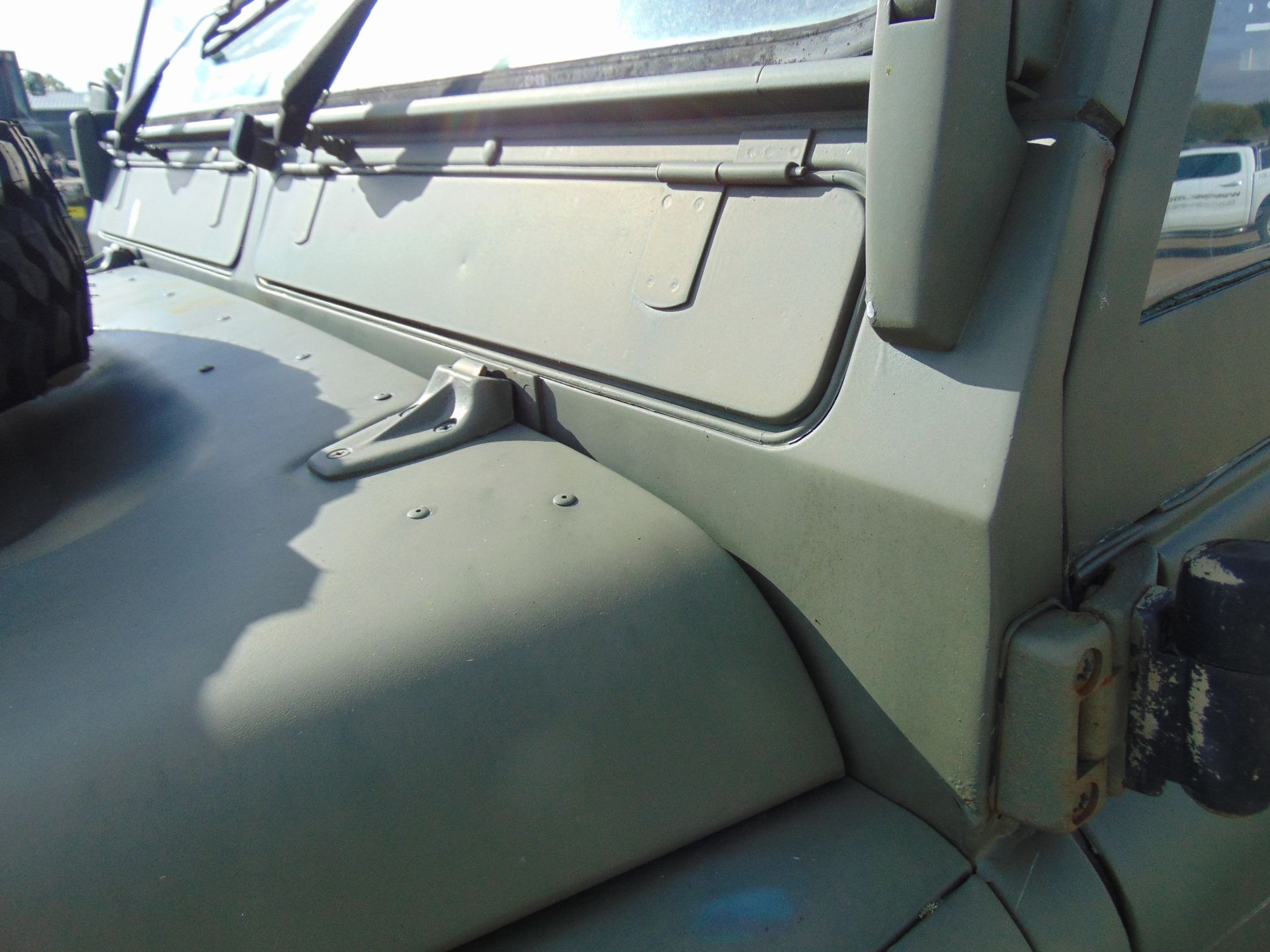 Land Rover Defender 110 Hard Top LT77 Gearbox - Image 11 of 21