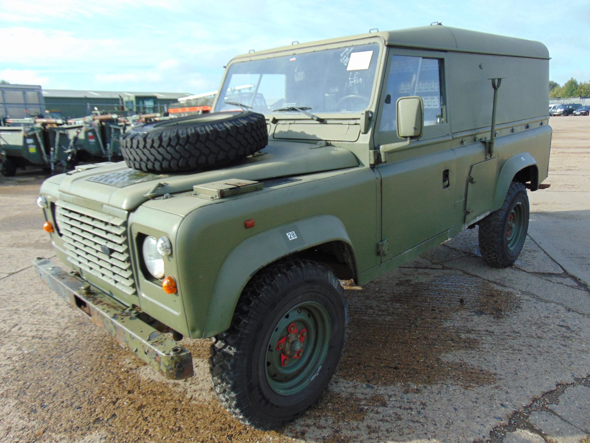 Left Hand Drive Land Rover Defender 110 Hard Top R380 Gearbox - Image 3 of 19