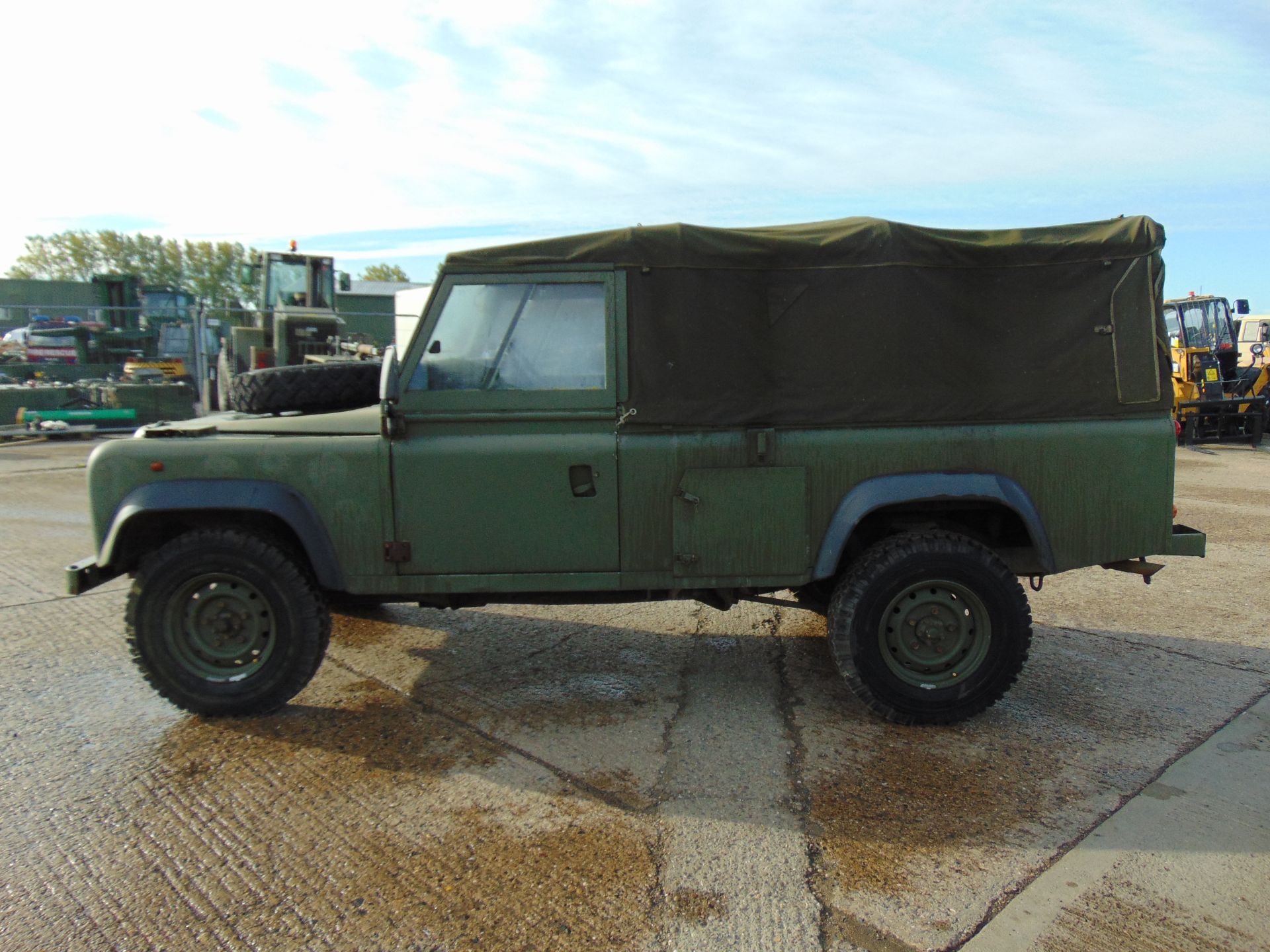 Land Rover Defender 110 Soft Top R380 Gearbox - Image 4 of 22