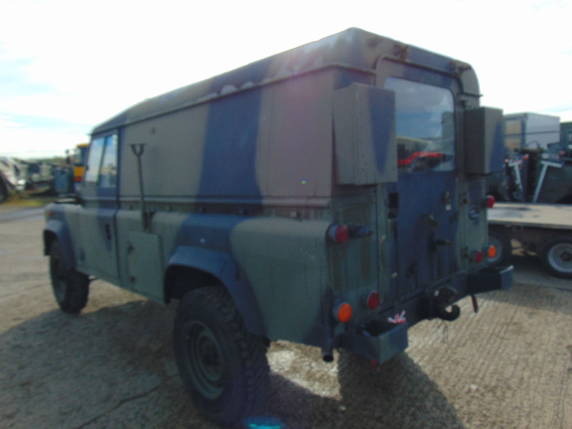 Left Hand Drive Land Rover Defender 110 Hard Top R380 Gearbox - Image 6 of 19