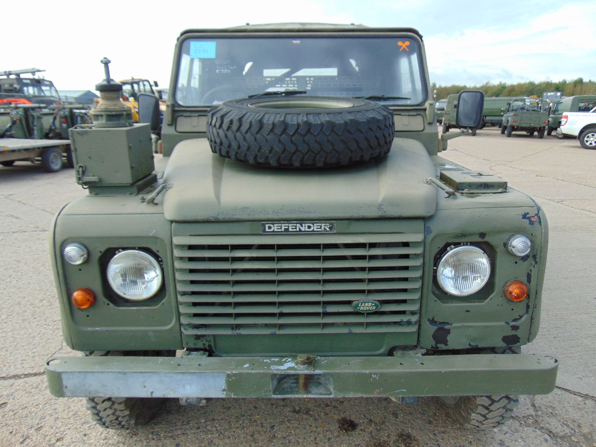 Land Rover Defender 110 Soft Top R380 Gearbox - Image 2 of 19