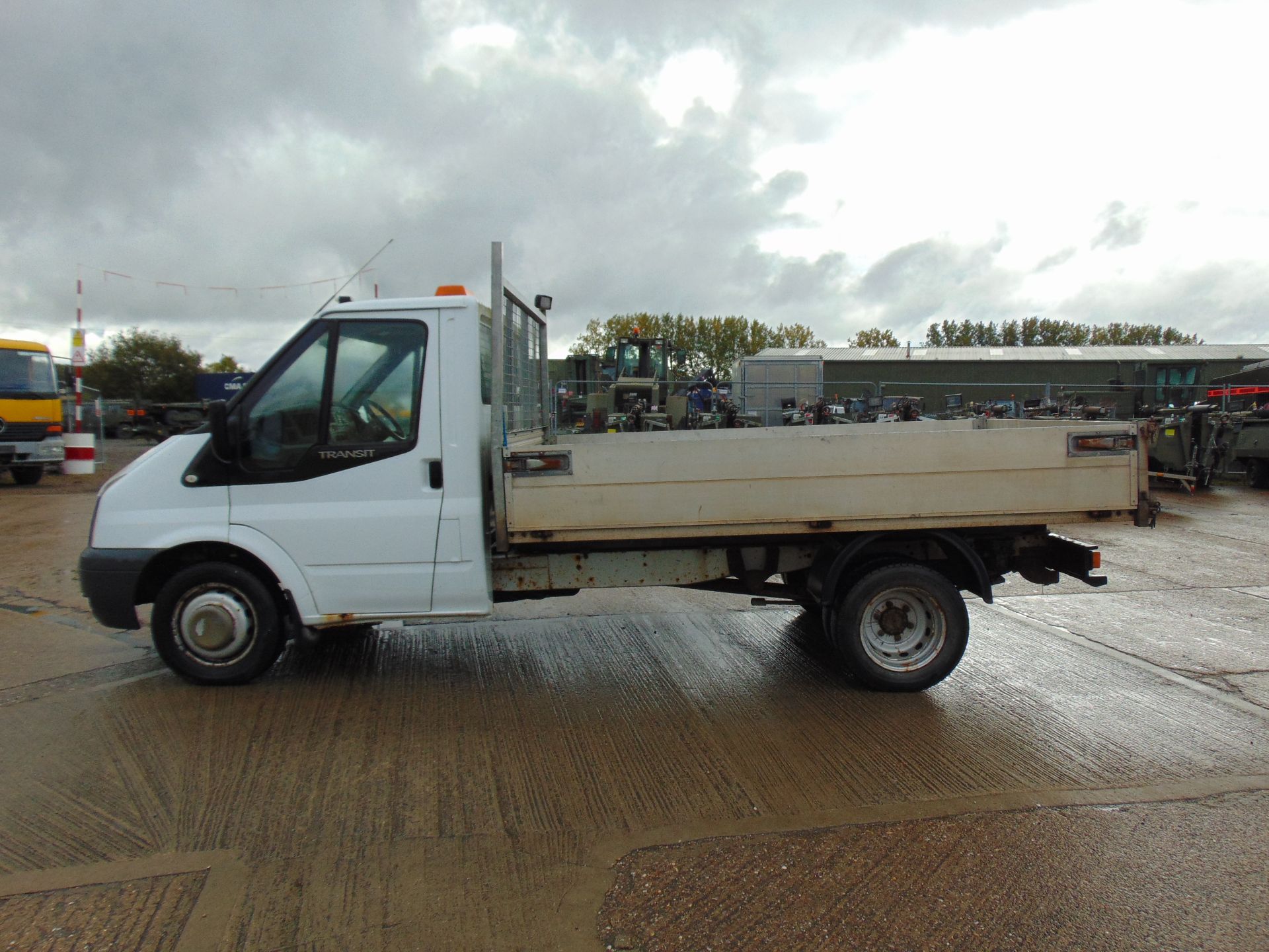 Ford Transit 115 T350 Flat Bed Tipper - Image 4 of 14