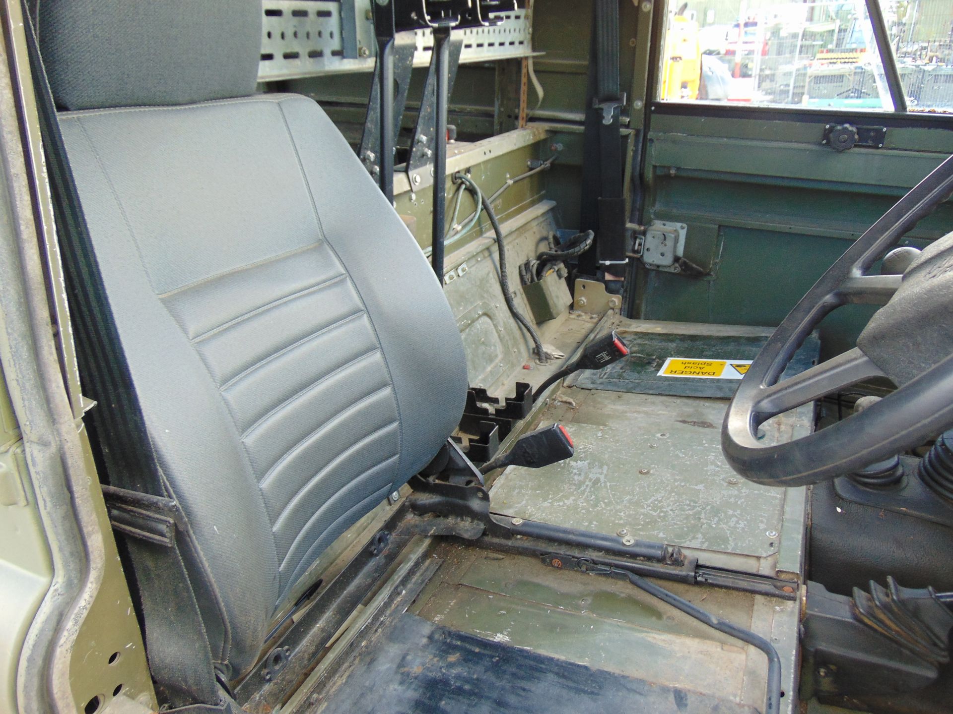 Land Rover Defender 110 Hard Top LT77 Gearbox - Image 17 of 19