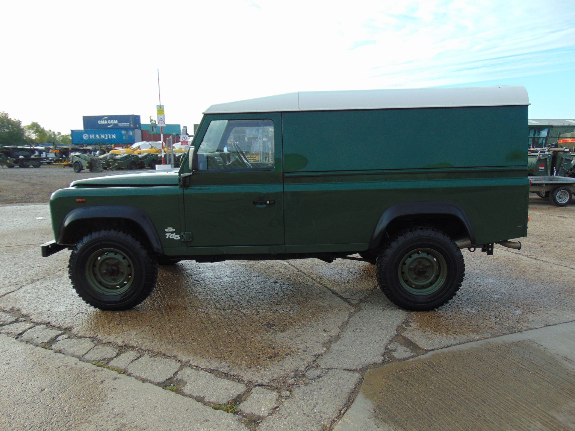 Land Rover 110 TD5 Hard Top (Mobile Workshop) - Image 4 of 23