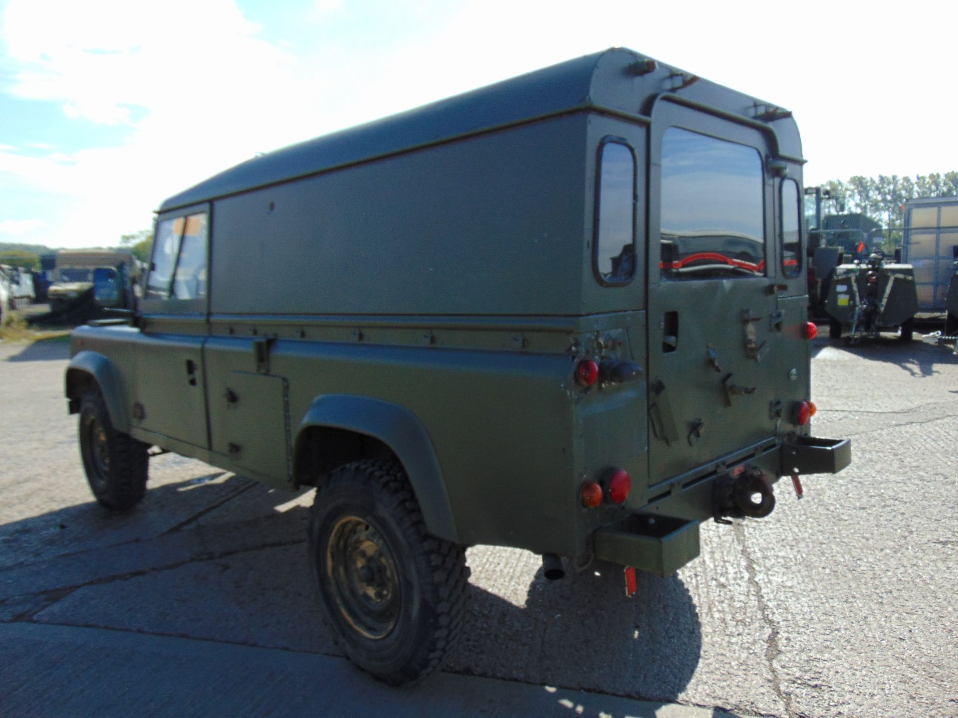 Left Hand Drive Land Rover Defender 110 Hard Top R380 Gearbox - Image 6 of 20