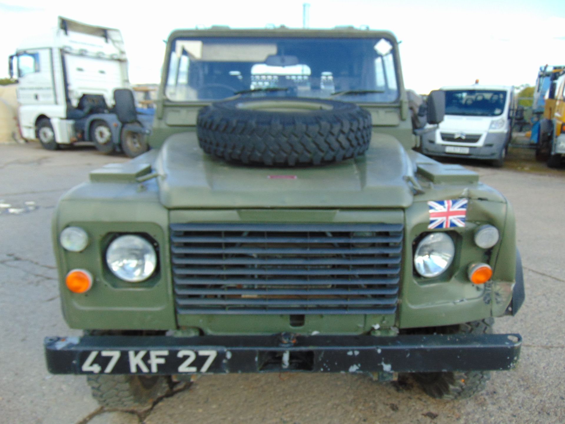 Land Rover Defender 110 Hard Top LT77 Gearbox - Image 2 of 19