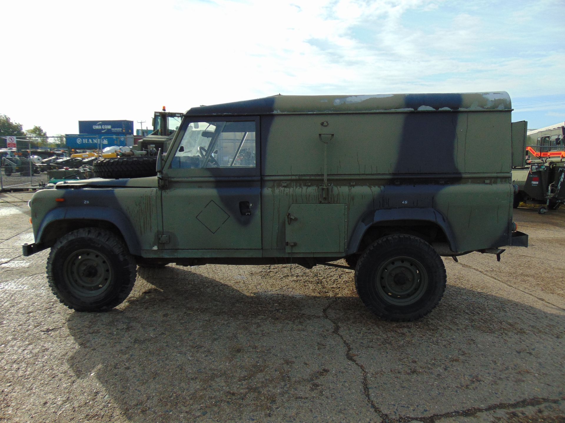 Left Hand Drive Land Rover Defender 110 Hard Top R380 Gearbox - Image 4 of 19