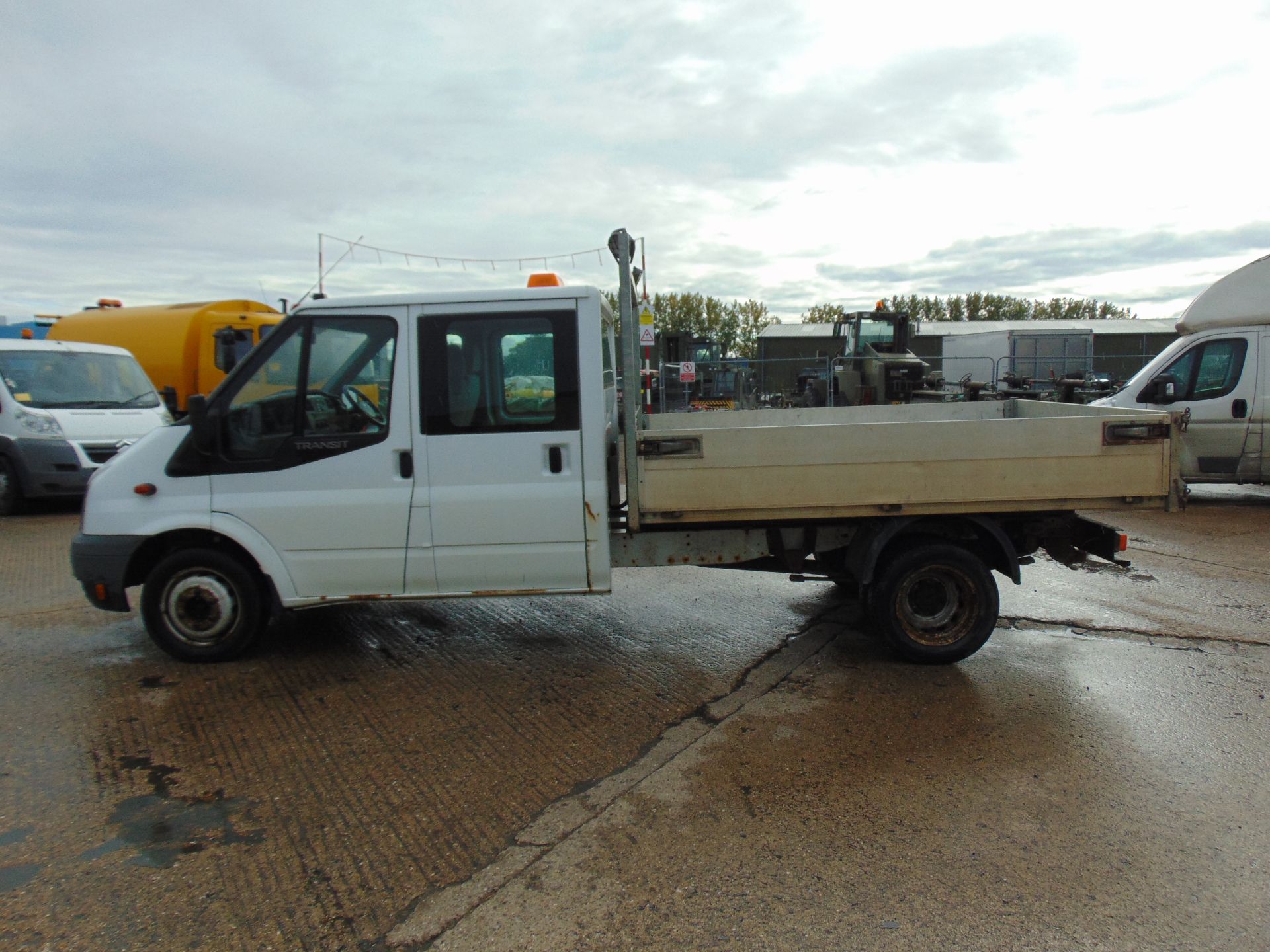 Ford Transit 115 T350 Crew Cab Flat Bed Tipper - Image 4 of 19