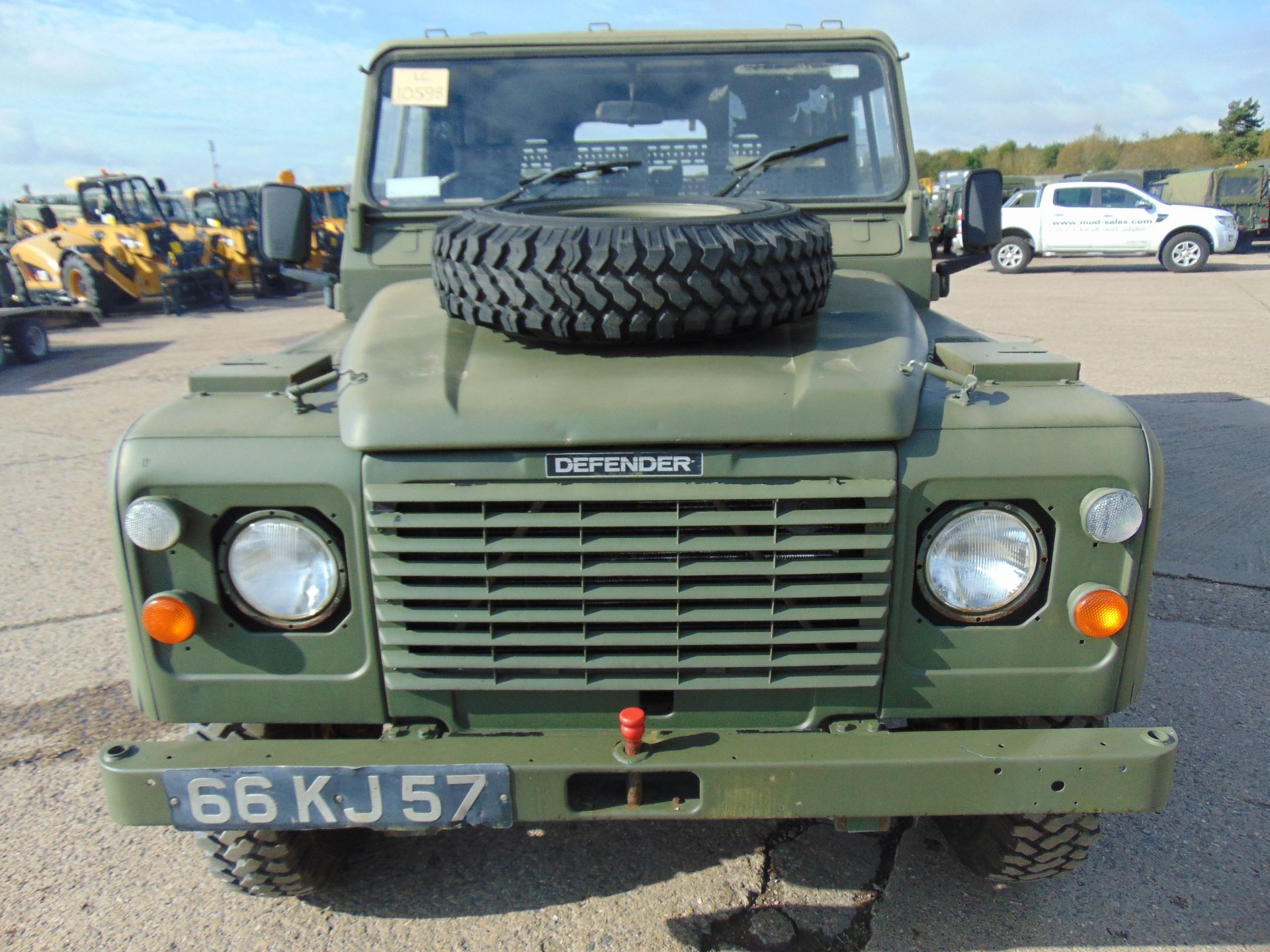 Land Rover Defender 110 Hard Top LT77 Gearbox - Image 2 of 21