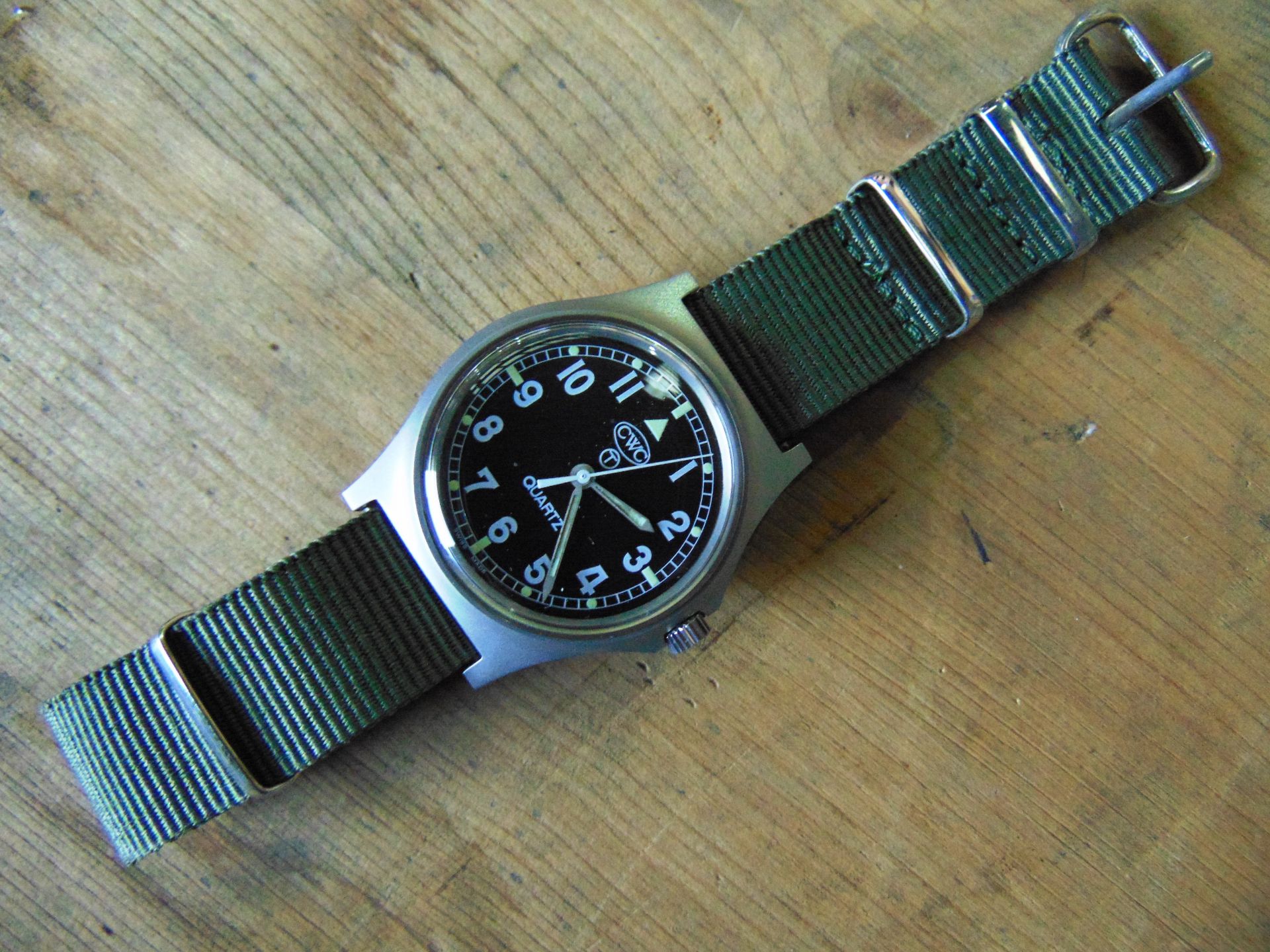 1 Genuine British Army, Unissued CWC quartz wrist watch - Image 2 of 6