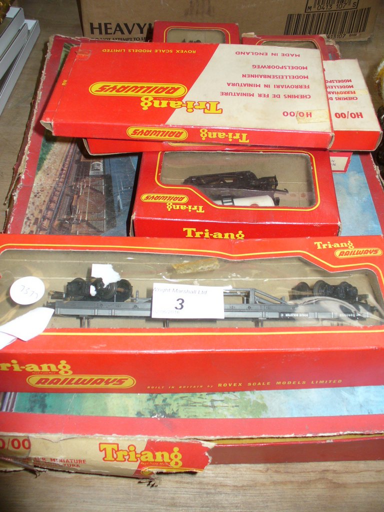 A Boxed Hornby Triang electric train set " The Blue Pullman ", other individually boxed items ,