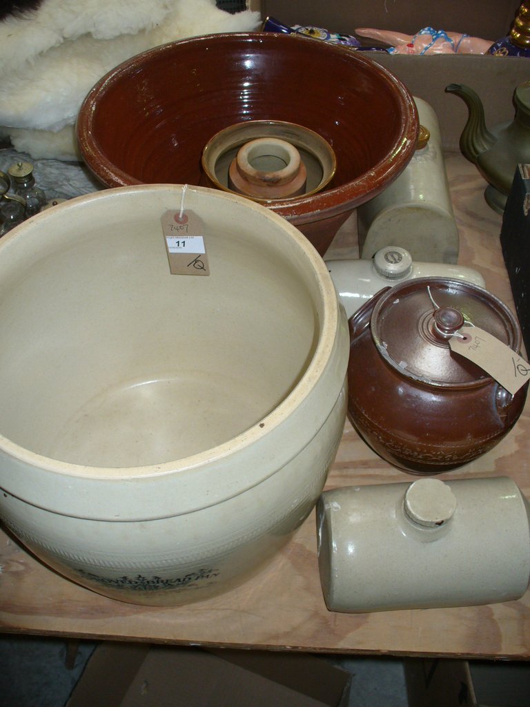 An Early 20th Century Doulton & Co Lambeth Improved stoneware bread bin,